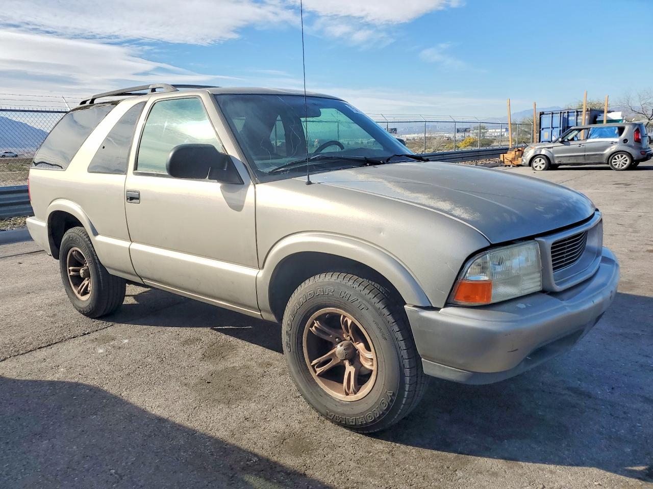 2000 Gmc Jimmy Silver vin: 1GKCS18W6YK221564