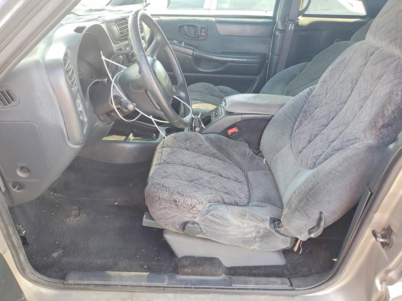 2000 Gmc Jimmy Silver vin: 1GKCS18W6YK221564