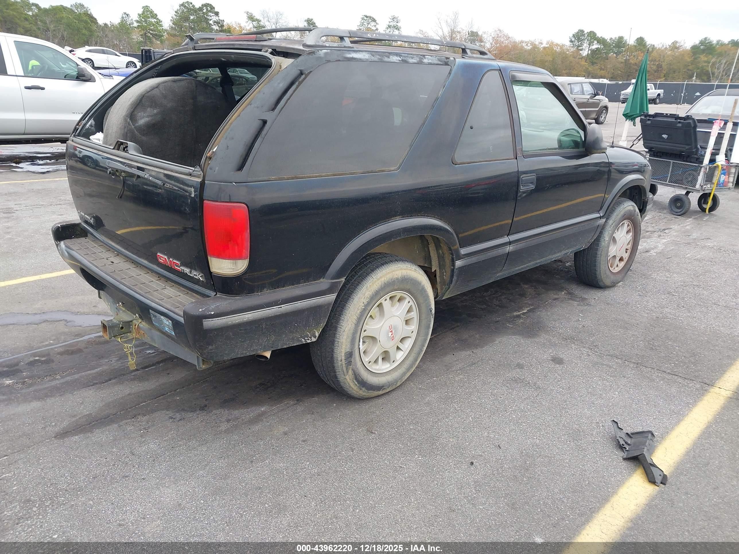 1995 Gmc Jimmy   Black vin: 1GKCT18W0S2523209