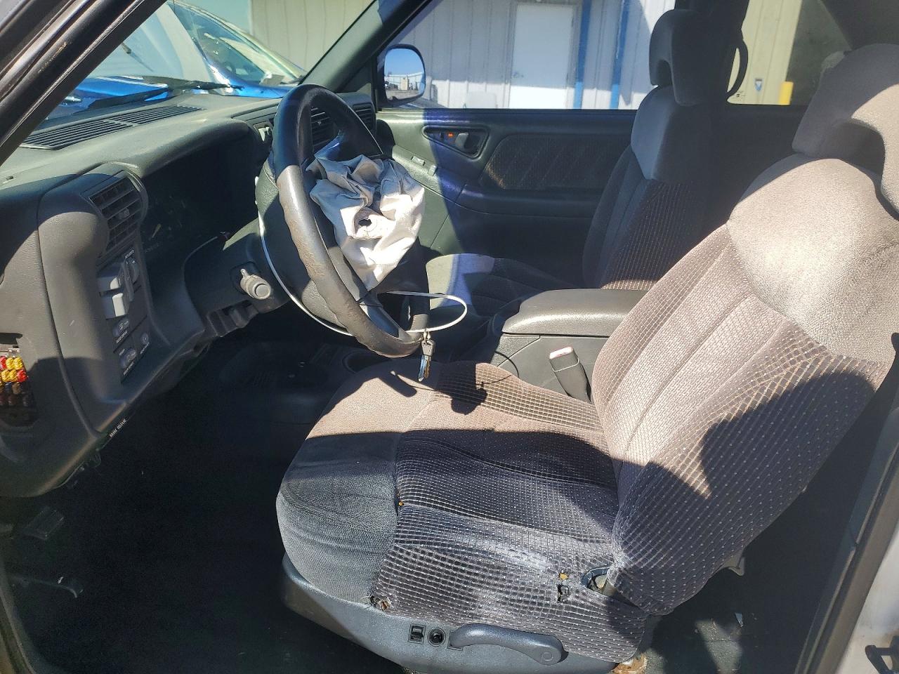 1996 Gmc Jimmy Silver vin: 1GKCT18W9TK531858