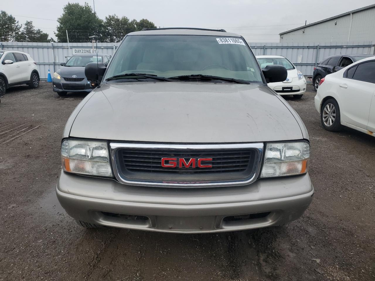 2005 Gmc Jimmy Sls Beige vin: 1GKCT18X25K109586