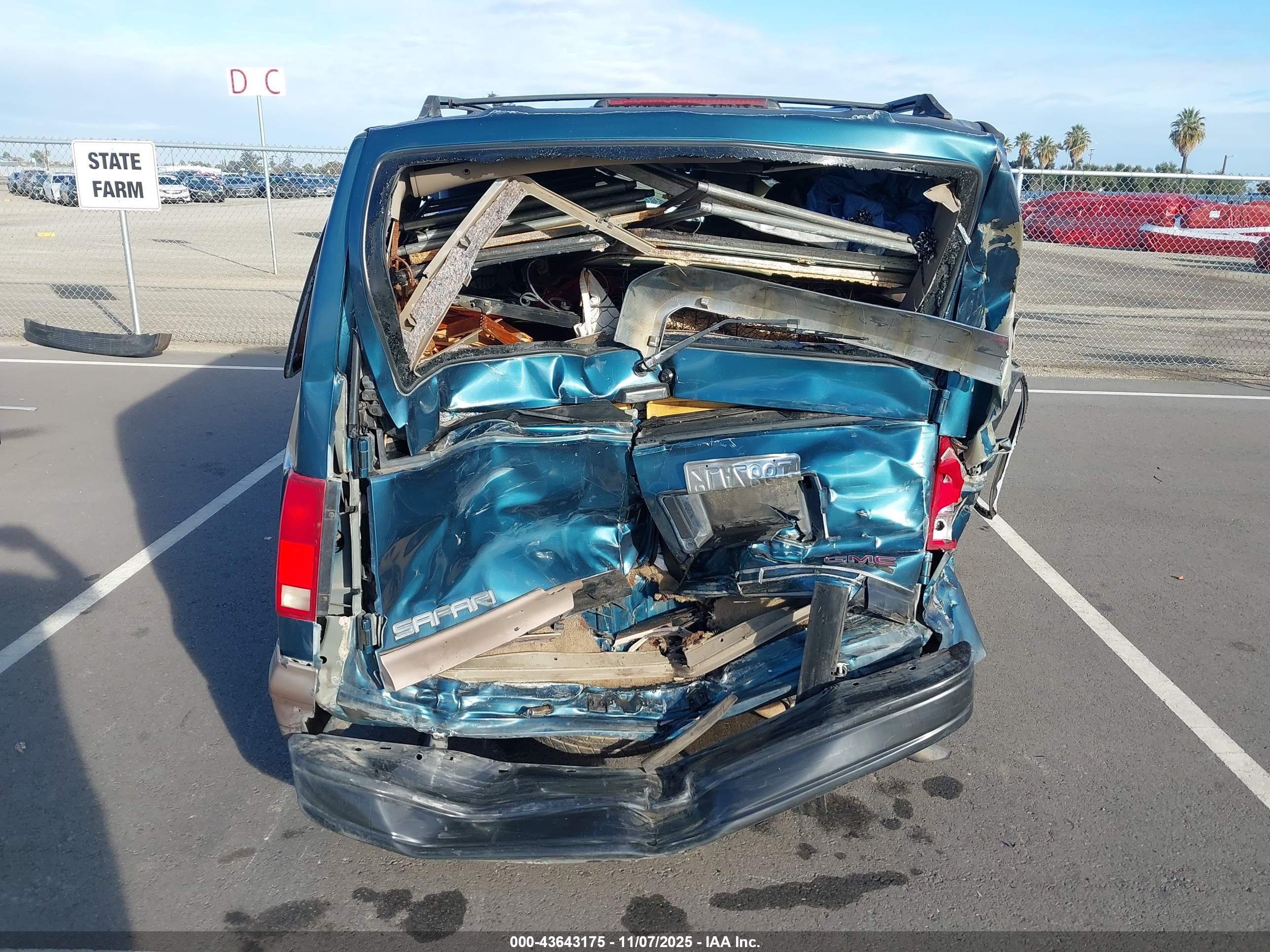 1998 Gmc Safari Sle Зеленый vin: 1GKDM19W2WB505476