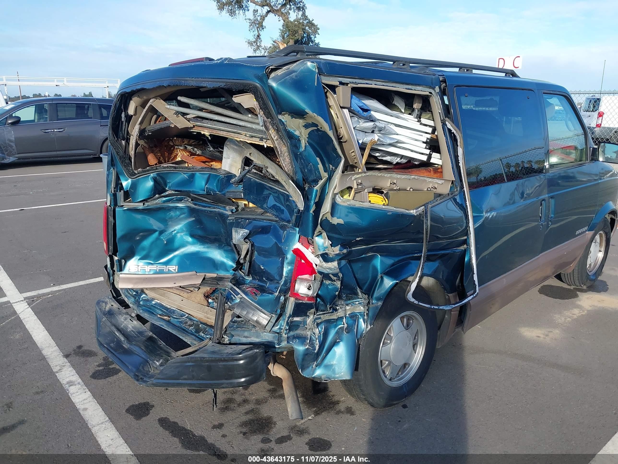 1998 Gmc Safari Sle Зеленый vin: 1GKDM19W2WB505476