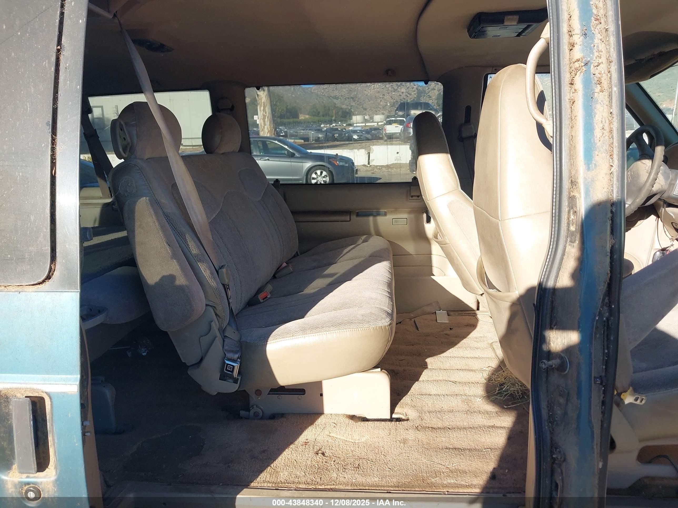 1998 Gmc Safari Sle Зеленый vin: 1GKDM19W3WB540348