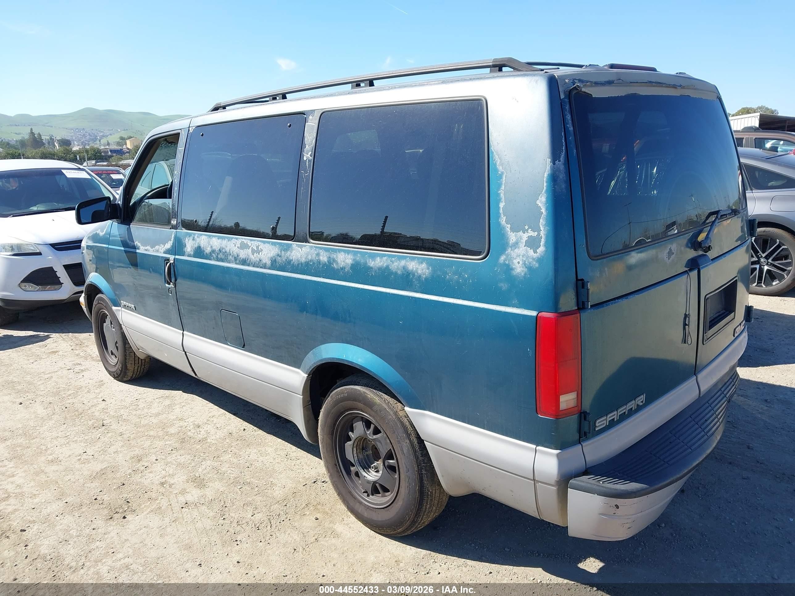 1998 Gmc Safari Sle Зеленый vin: 1GKDM19W4WB522103