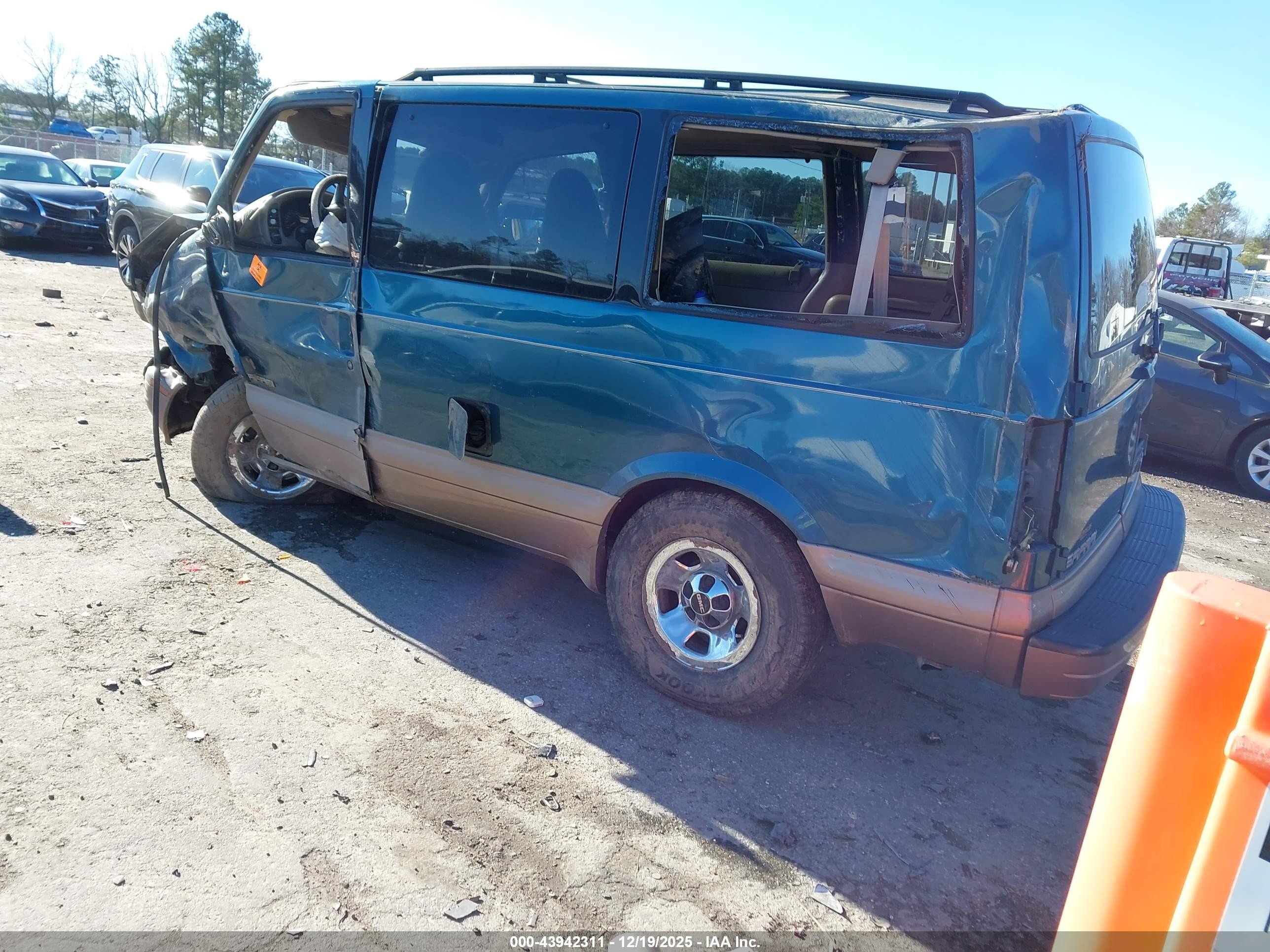 1998 Gmc Safari Sle Green vin: 1GKDM19W5WB526614