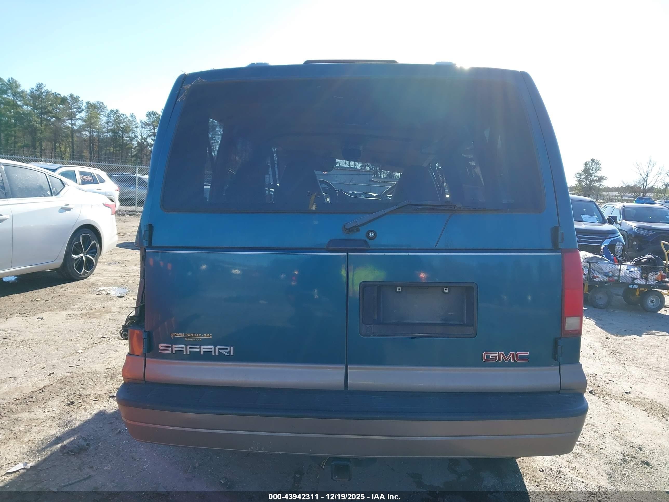 1998 Gmc Safari Sle Green vin: 1GKDM19W5WB526614