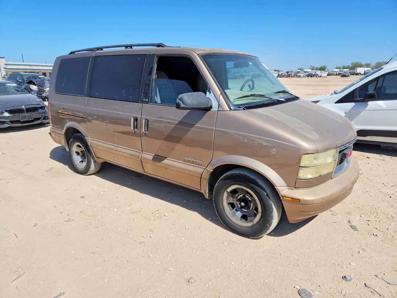 2001 Gmc Safari Xt Tan vin: 1GKDM19W61B514433