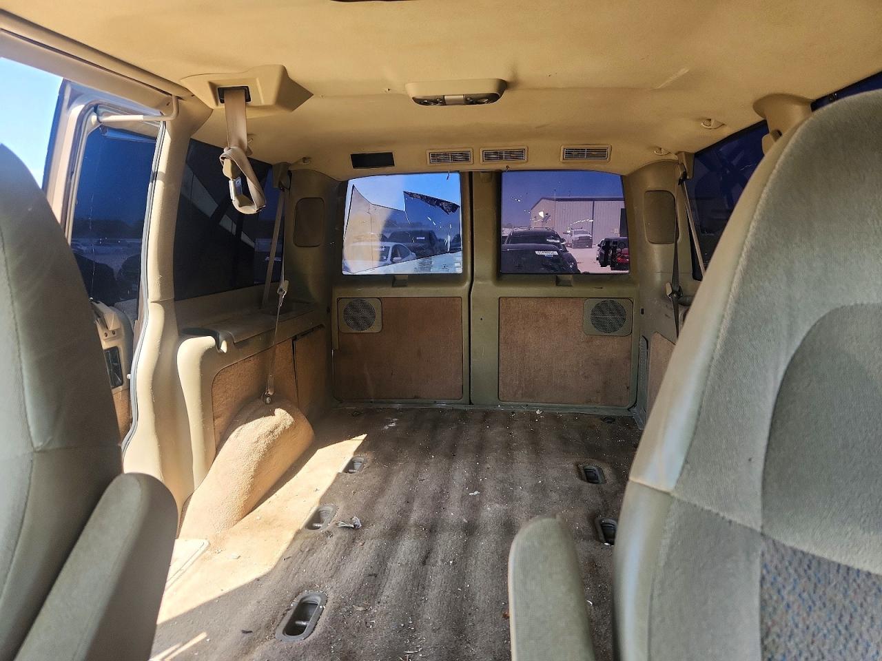 2001 Gmc Safari Xt Tan vin: 1GKDM19W61B514433