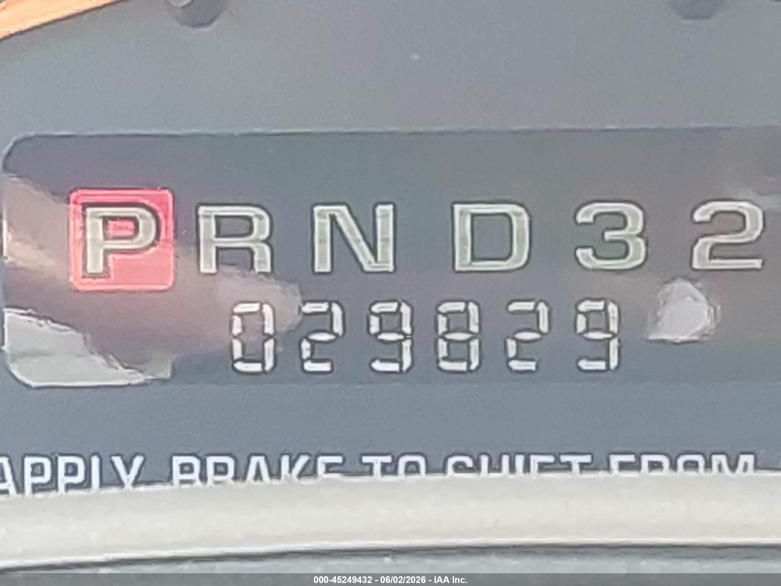 2001 Gmc Safari Sle Silver vin: 1GKDM19W81B519908