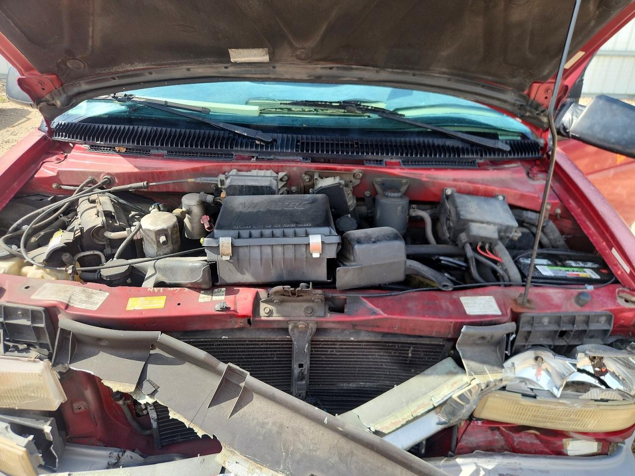 1997 Gmc Safari Xt Burgundy vin: 1GKDM19W9VB537579
