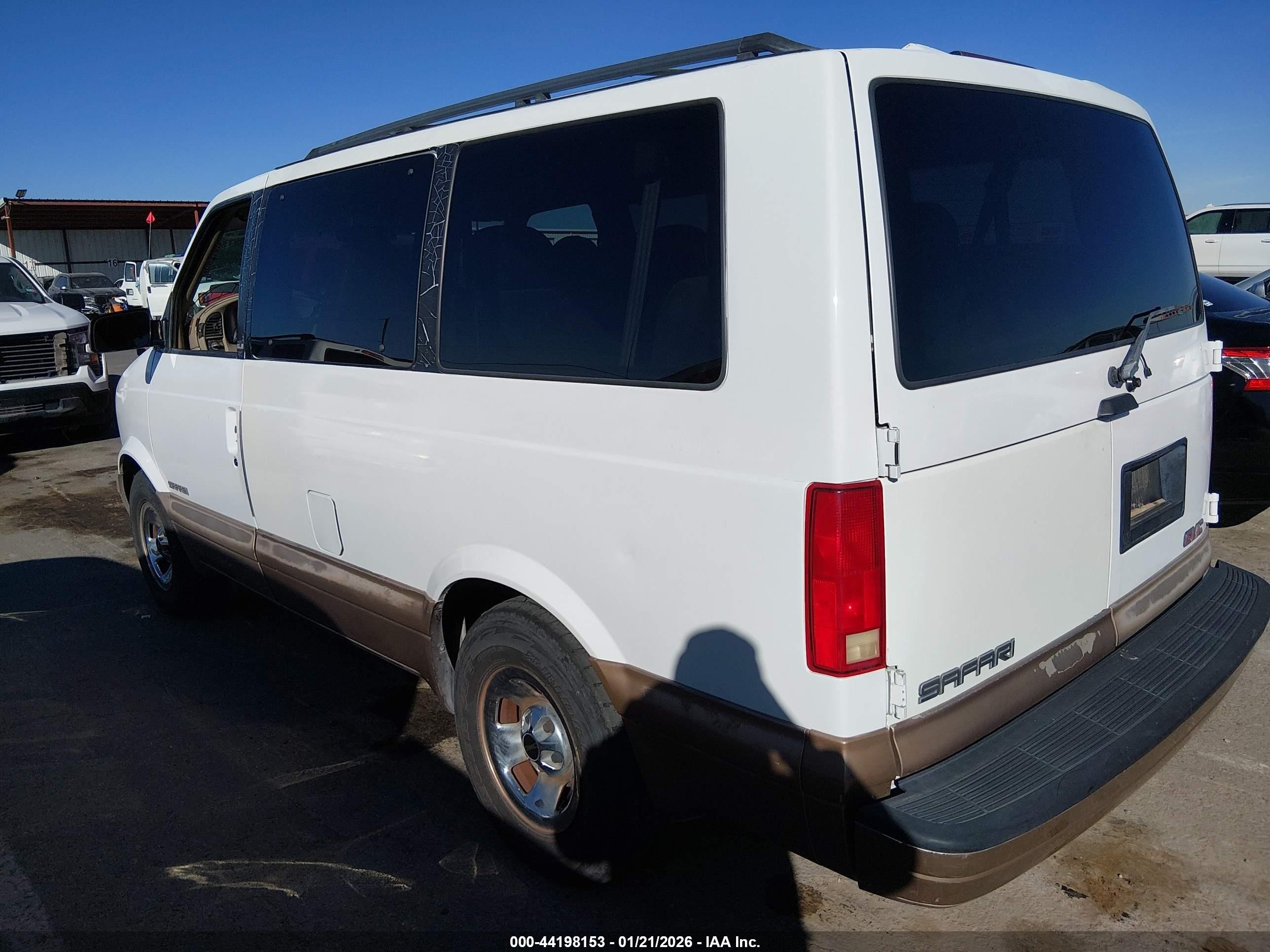 1998 Gmc Safari Sle White vin: 1GKDM19W9WB504213