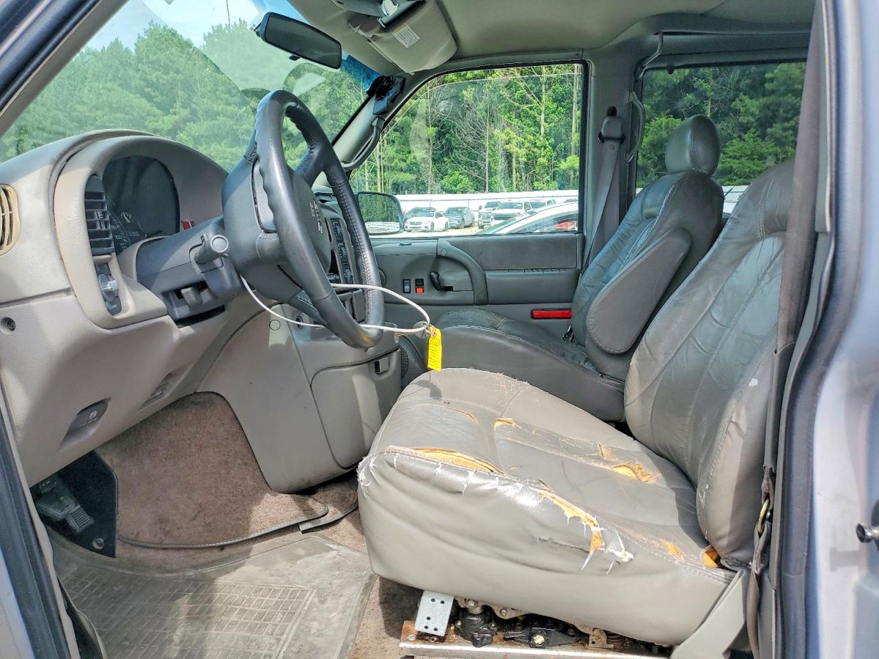 2000 Gmc Safari Xt Tan vin: 1GKDM19W9YB538784