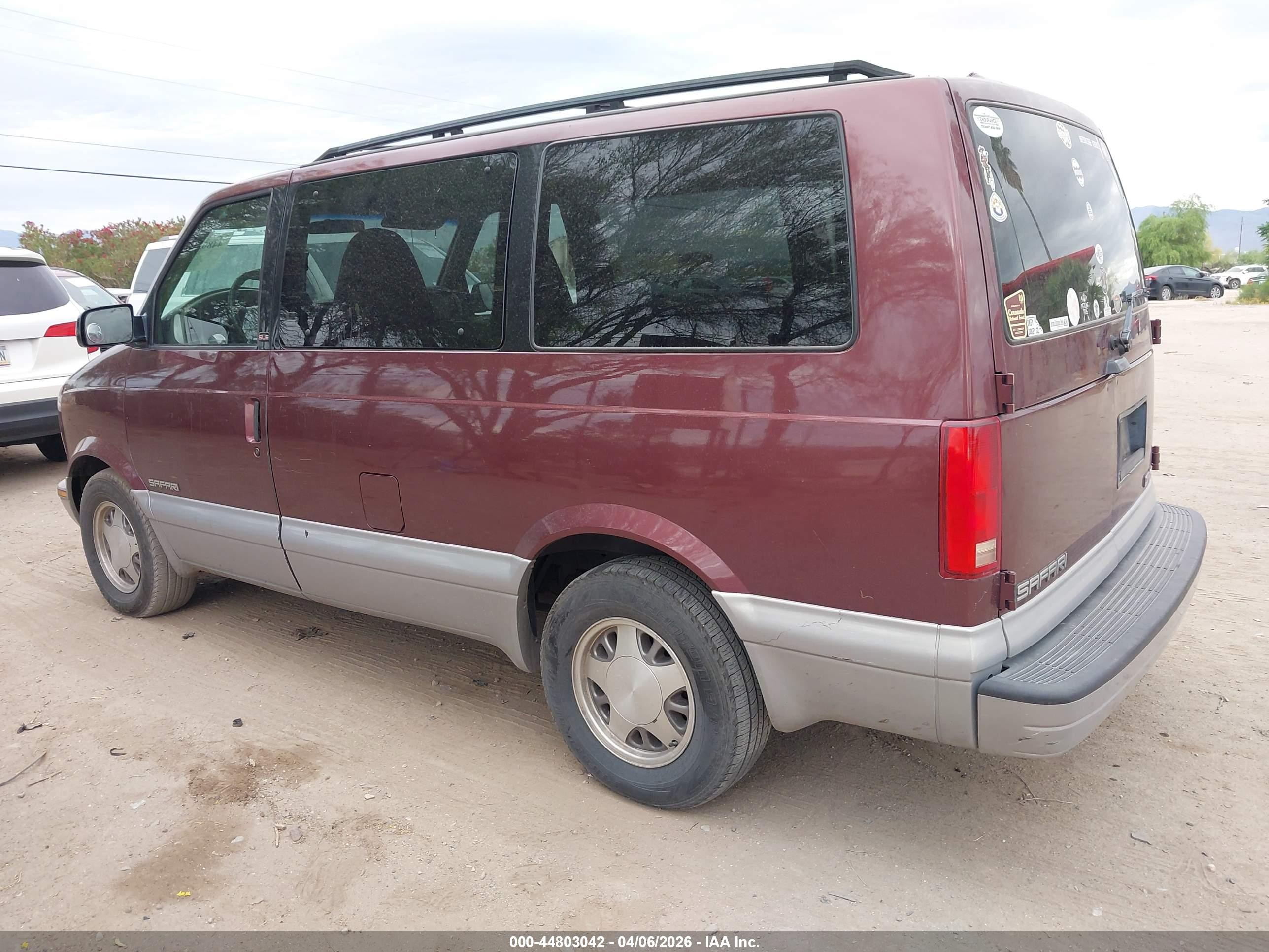 1998 Gmc Safari Sle Темно-бордовый vin: 1GKDM19WXWB504589