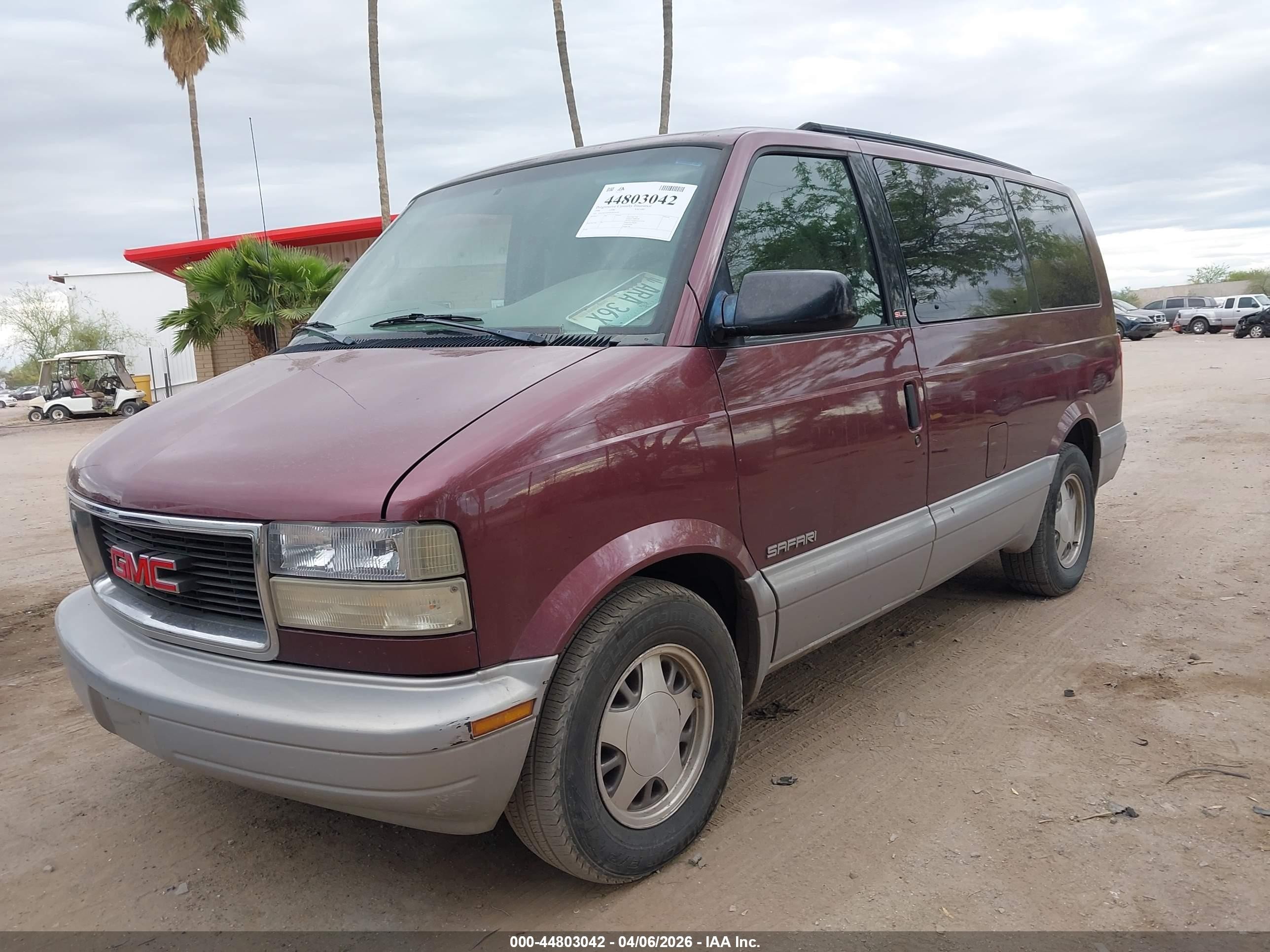 1998 Gmc Safari Sle Темно-бордовый vin: 1GKDM19WXWB504589