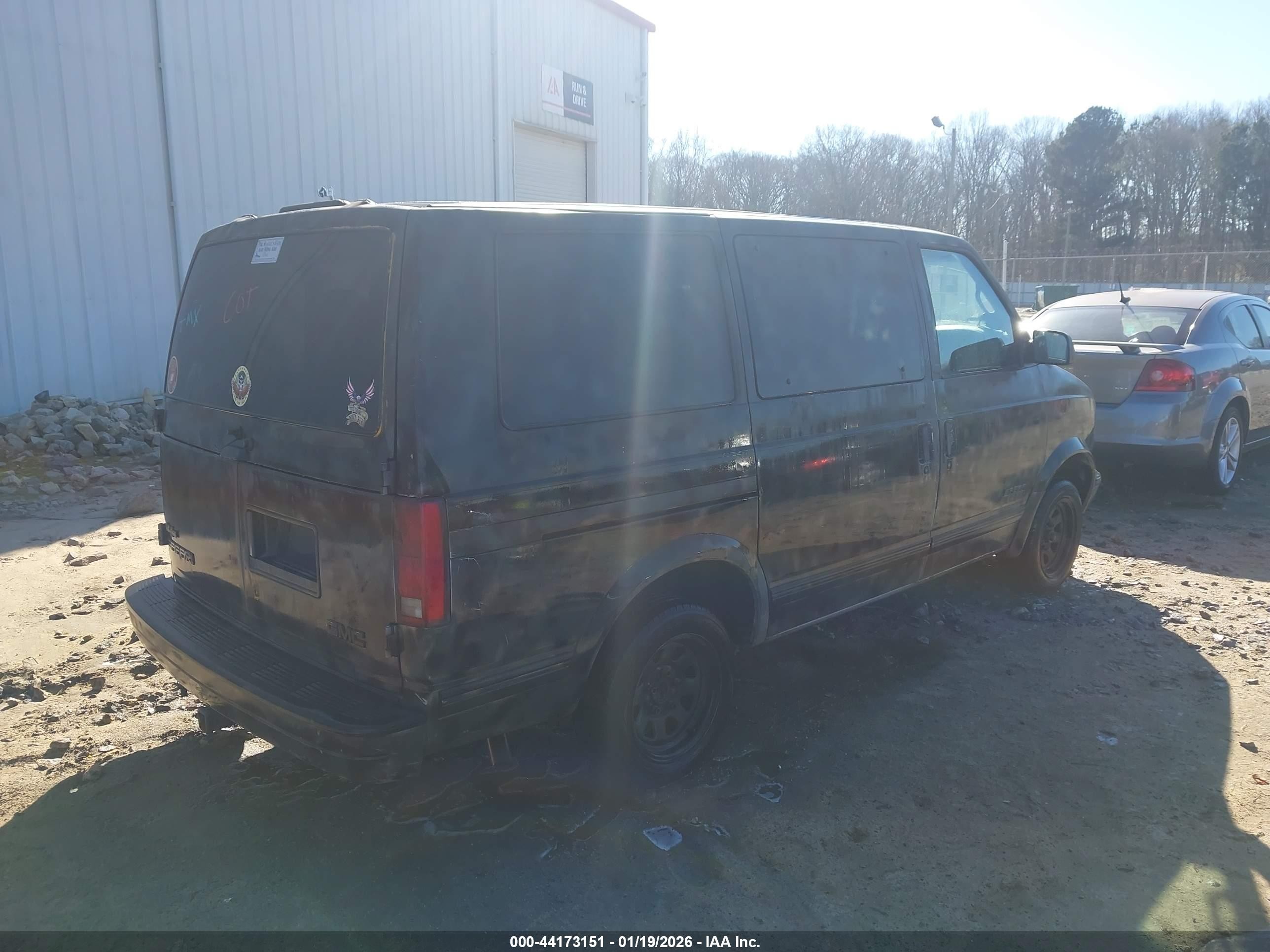 1998 Gmc Safari Sle Зеленый vin: 1GKDM19WXWB508464