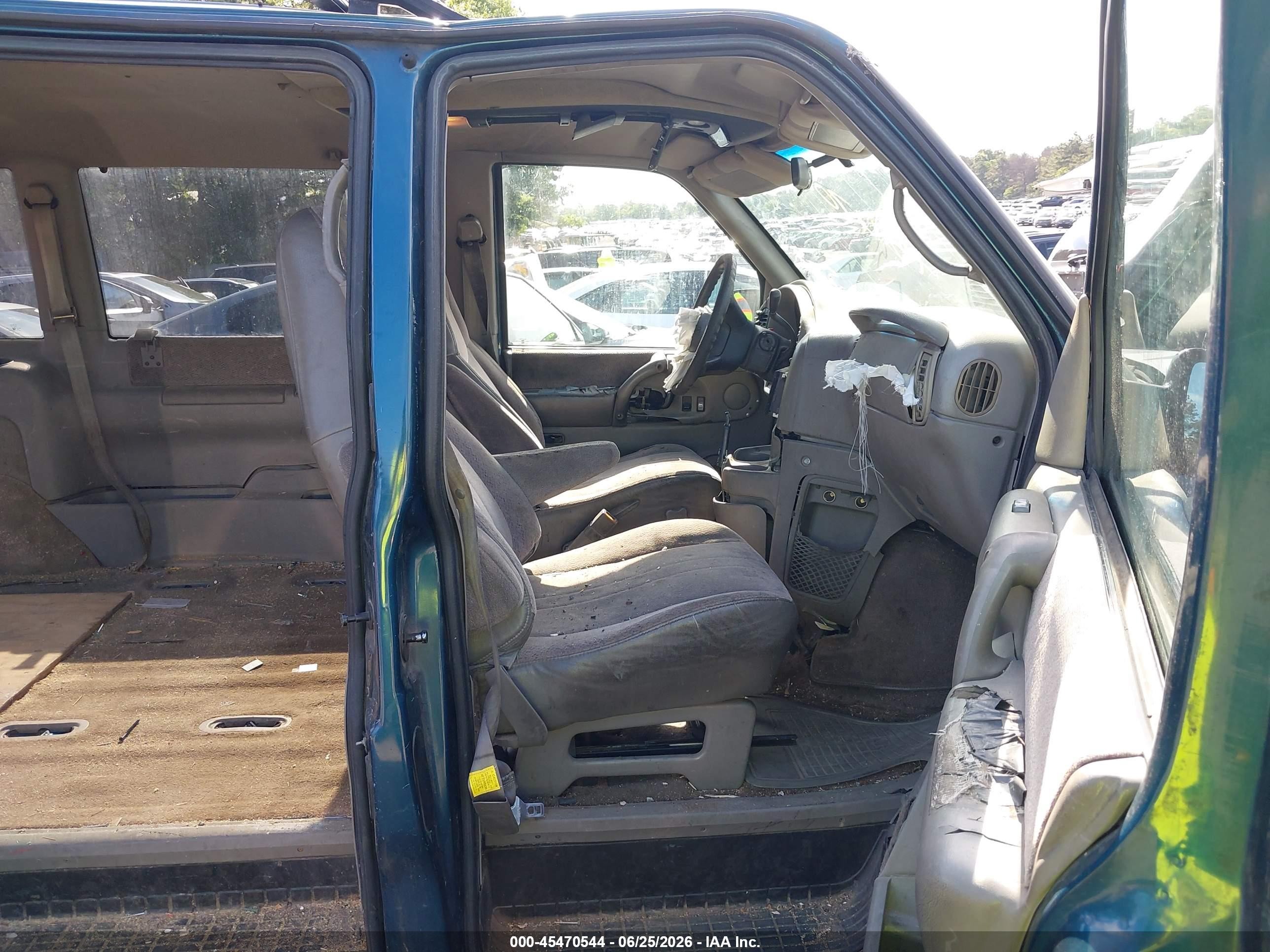 1999 Gmc Safari Passenger Sl Синий vin: 1GKDM19WXXB531938