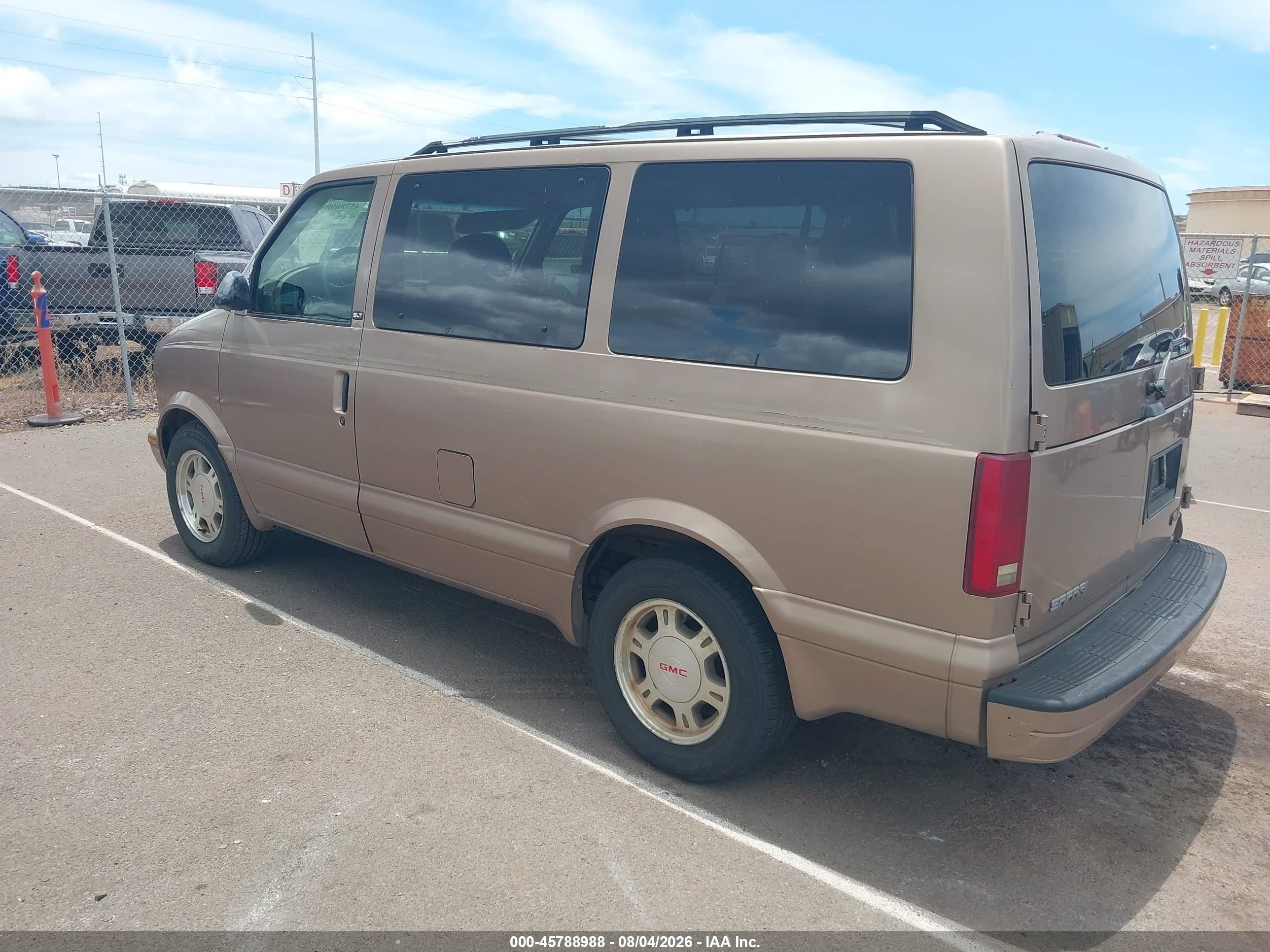 2003 Gmc Safari Passenger   Brown vin: 1GKDM19X13B502394