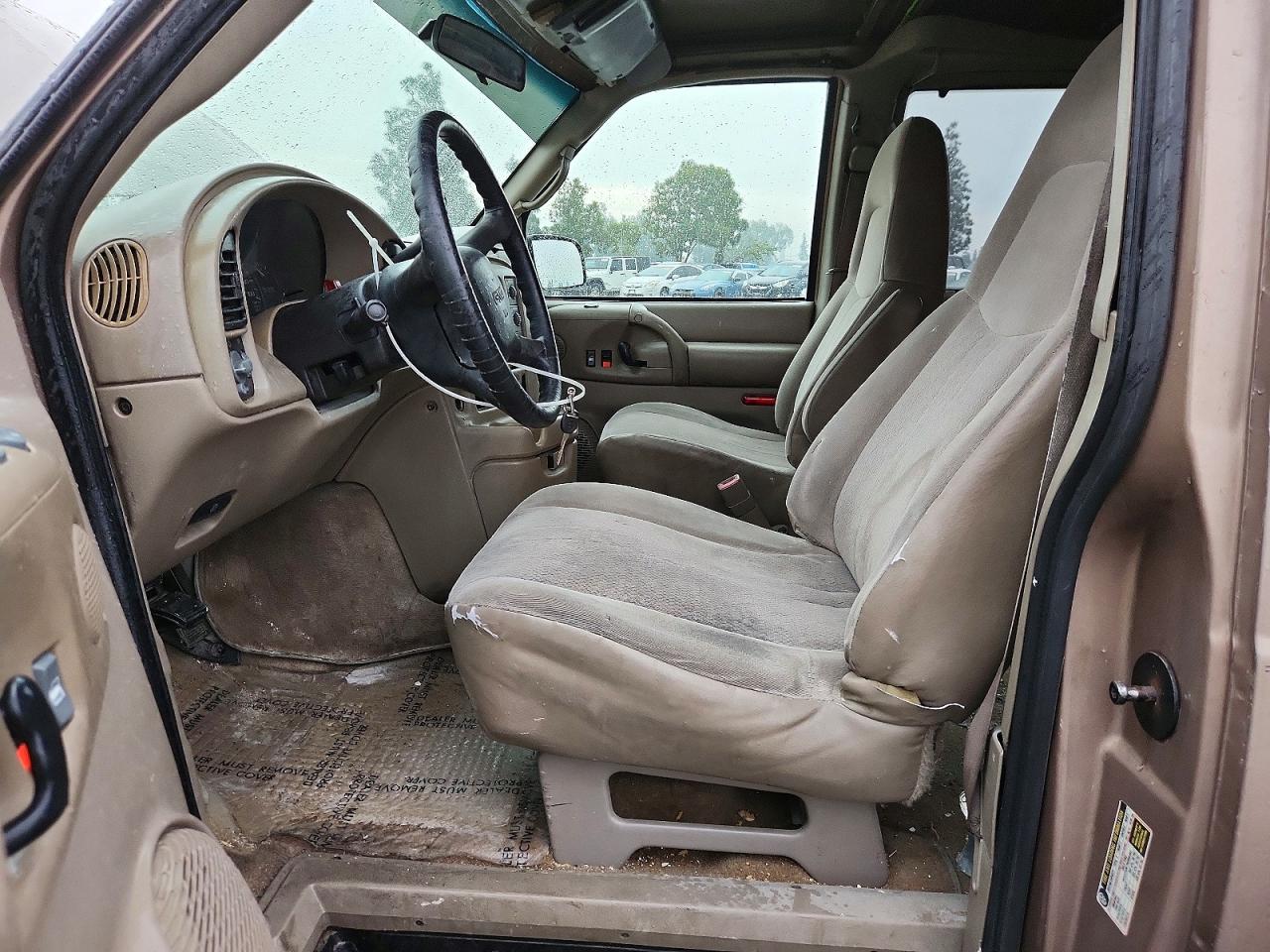 2005 Gmc Safari Xt Brown vin: 1GKDM19X15B500096