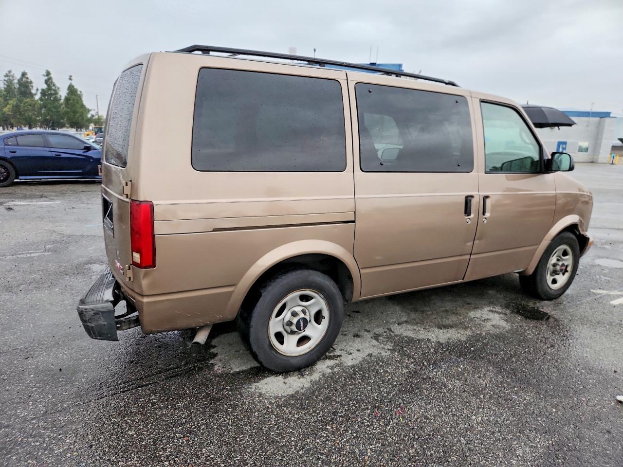2005 Gmc Safari Xt Brown vin: 1GKDM19X15B500096