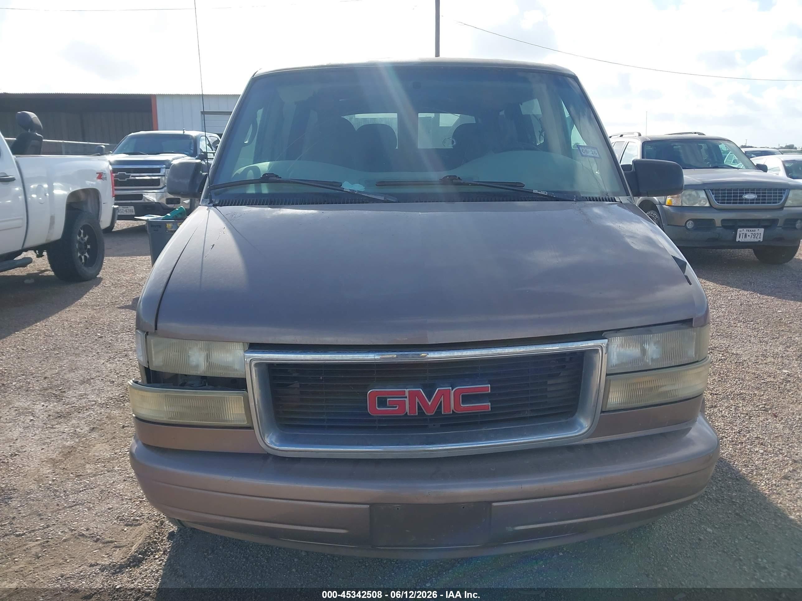 2004 Gmc Safari   Желто-коричневый vin: 1GKDM19X24B501398