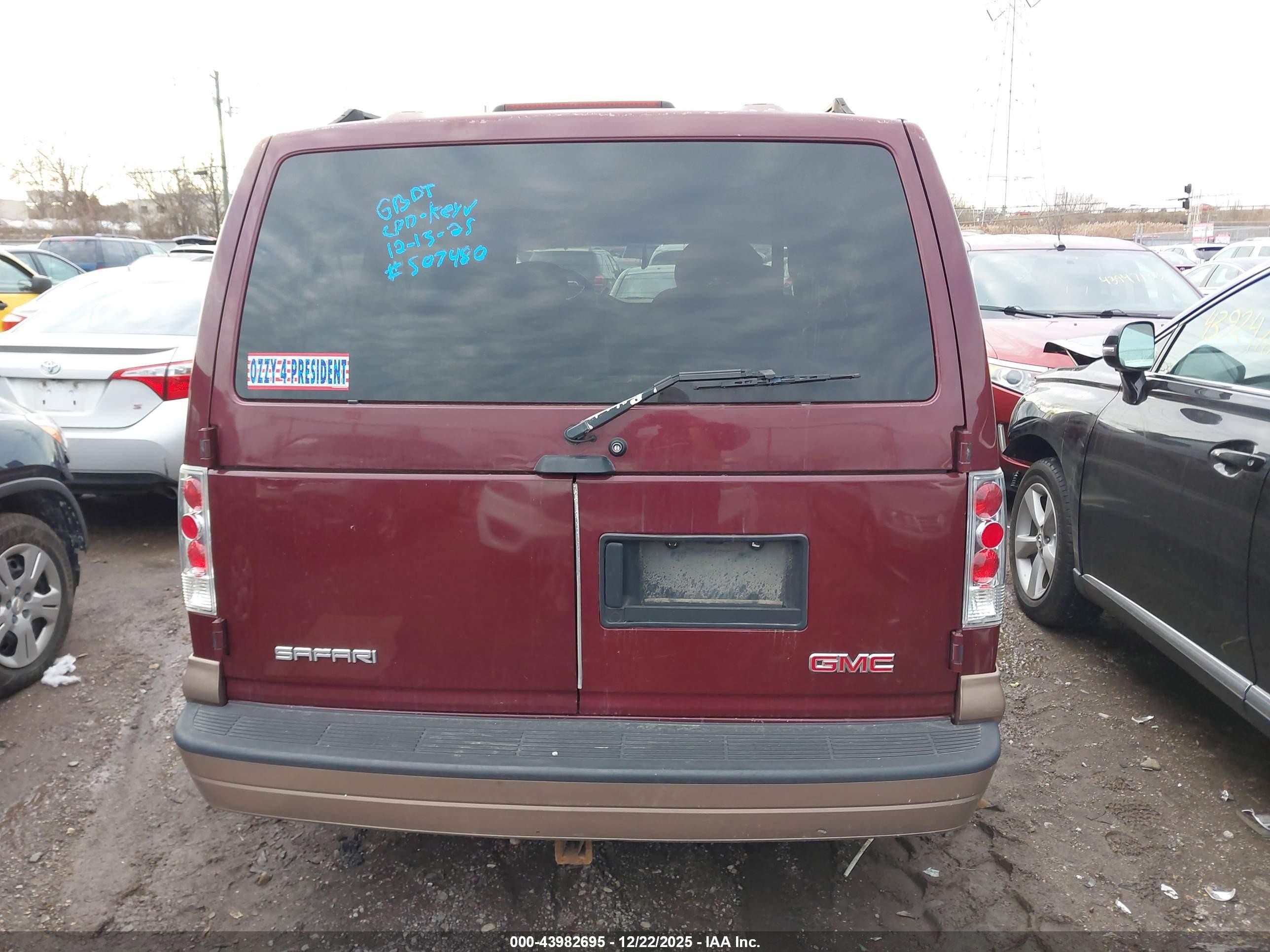 2004 Gmc Safari   Бордовый vin: 1GKDM19X64B507480