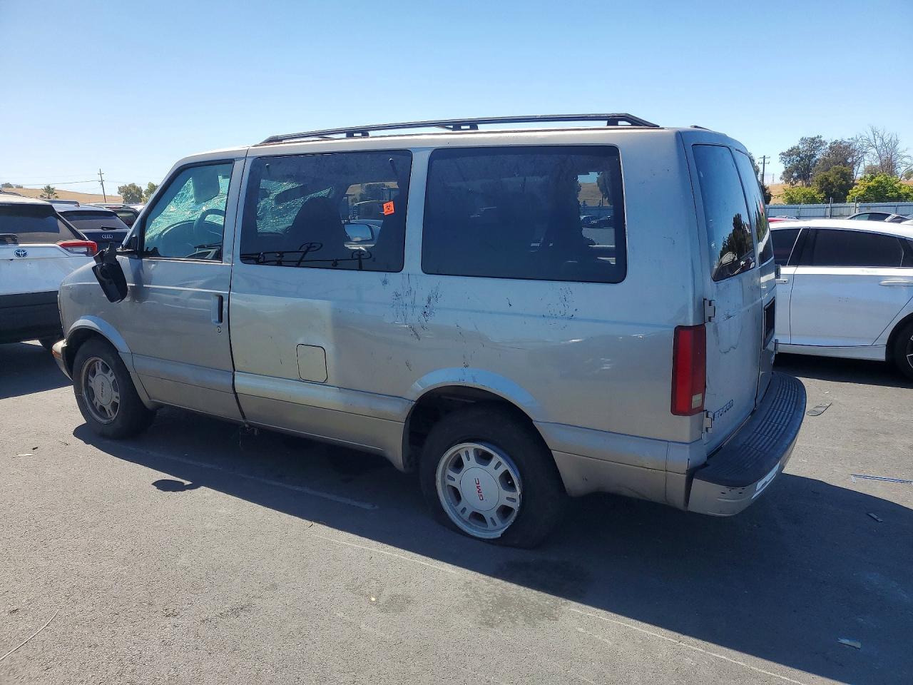 2005 Gmc Safari Xt Beige vin: 1GKDM19X75B500104