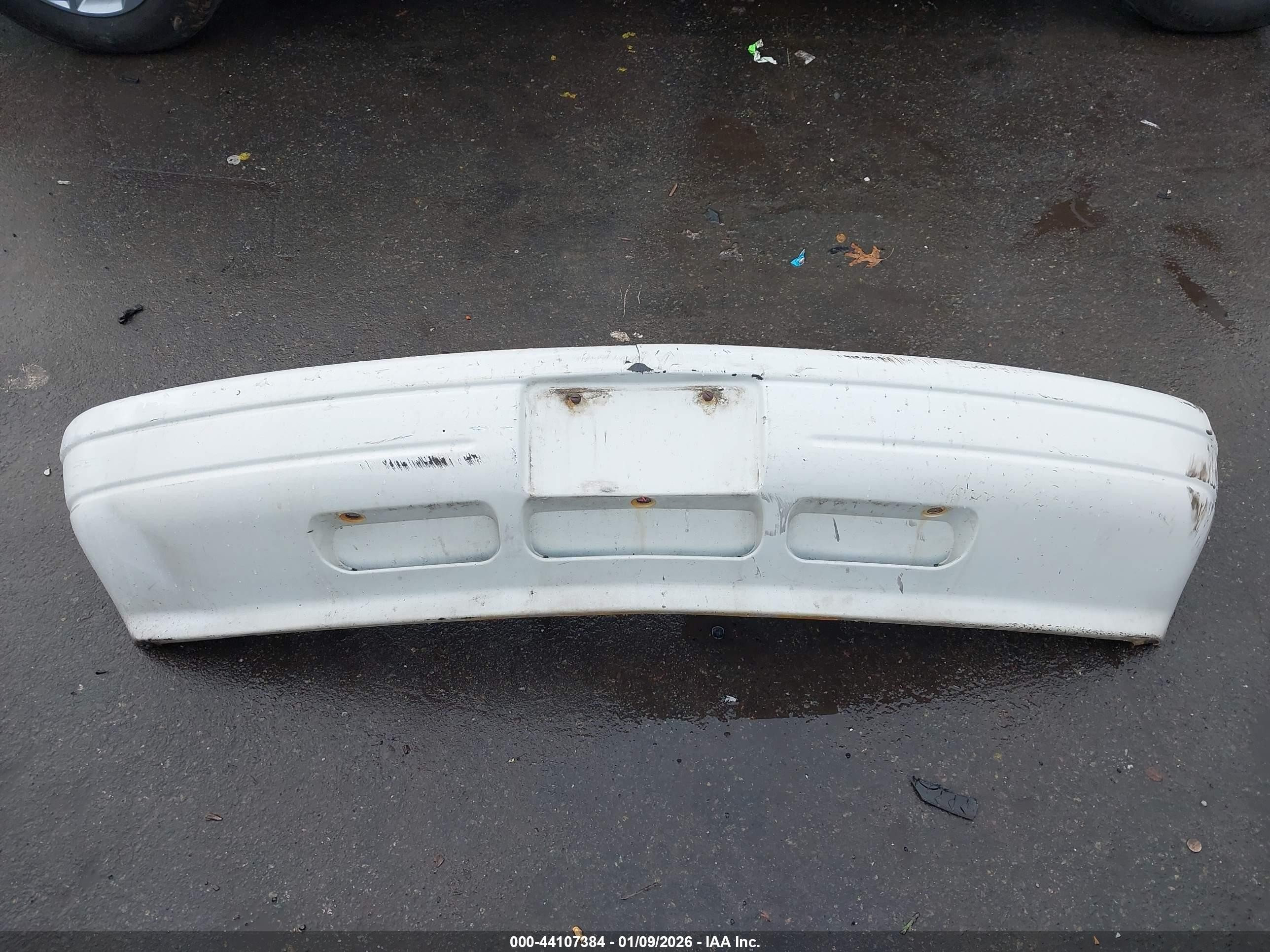 2005 Gmc Safari   White vin: 1GKDM19X75B503889