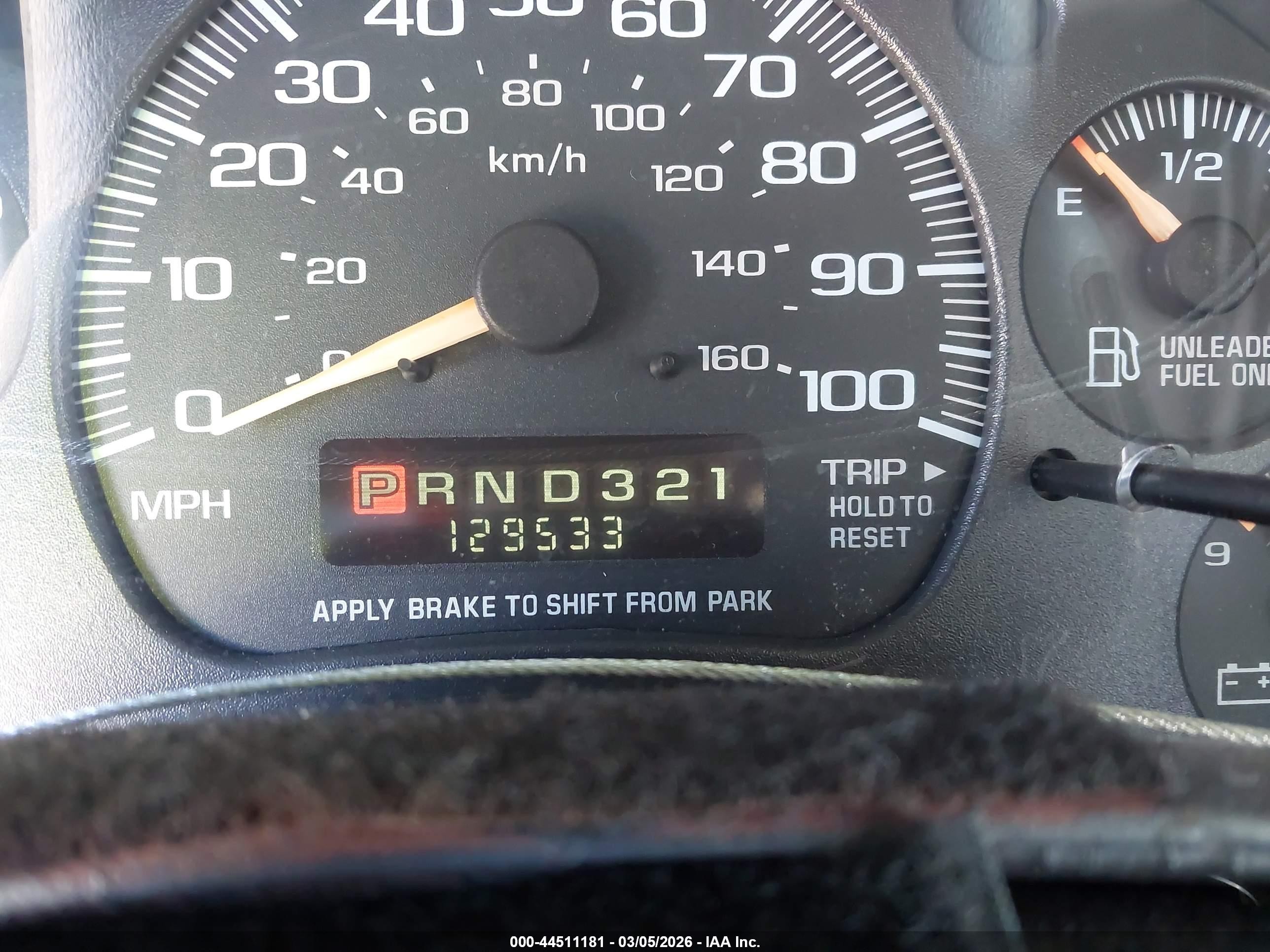 2005 Gmc Safari   Gray vin: 1GKDM19X95B505014
