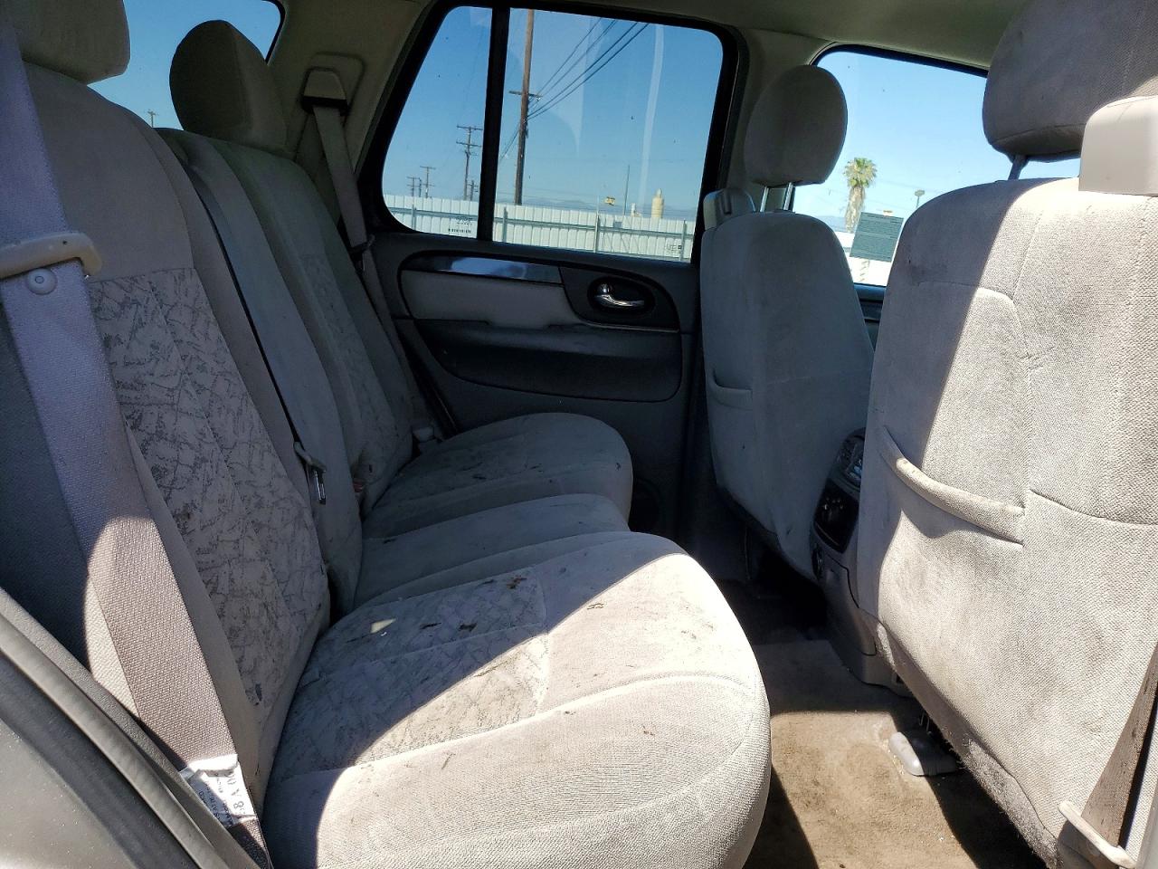 2007 Gmc Envoy Gray vin: 1GKDS13S172104160