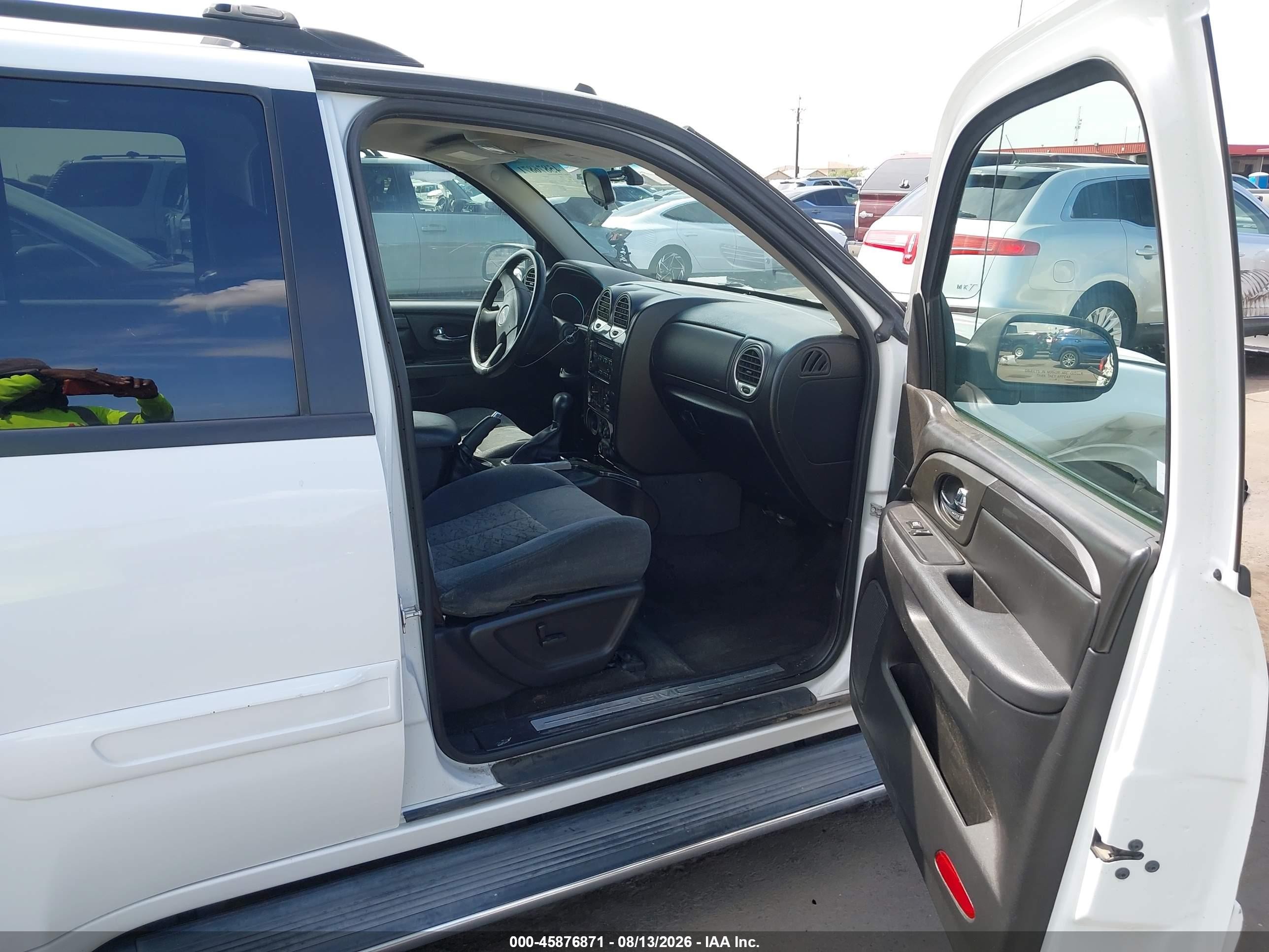 2005 Gmc Envoy Sle White vin: 1GKDS13S252212977