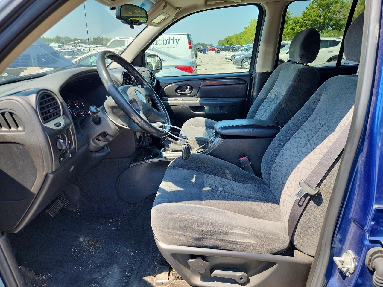 2005 Gmc Envoy Blue vin: 1GKDS13S352272007