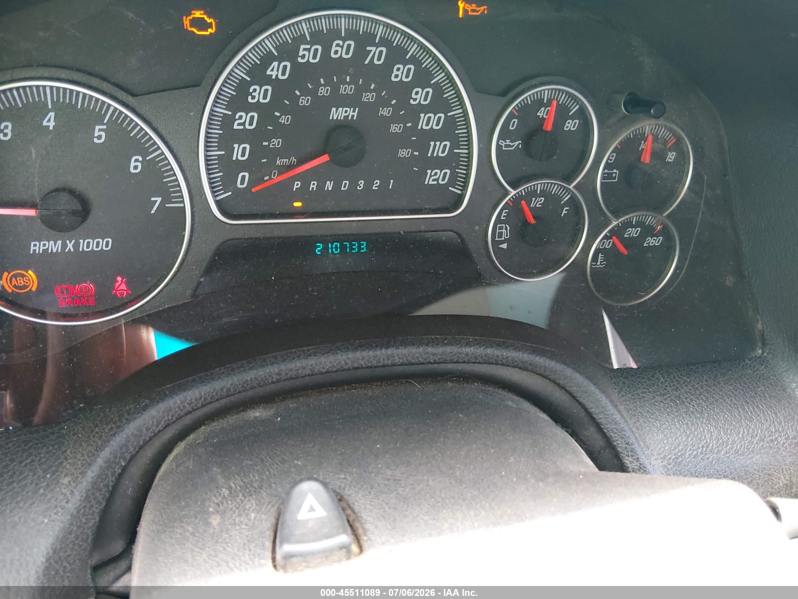 2007 Gmc Envoy Sle White vin: 1GKDS13S472152011