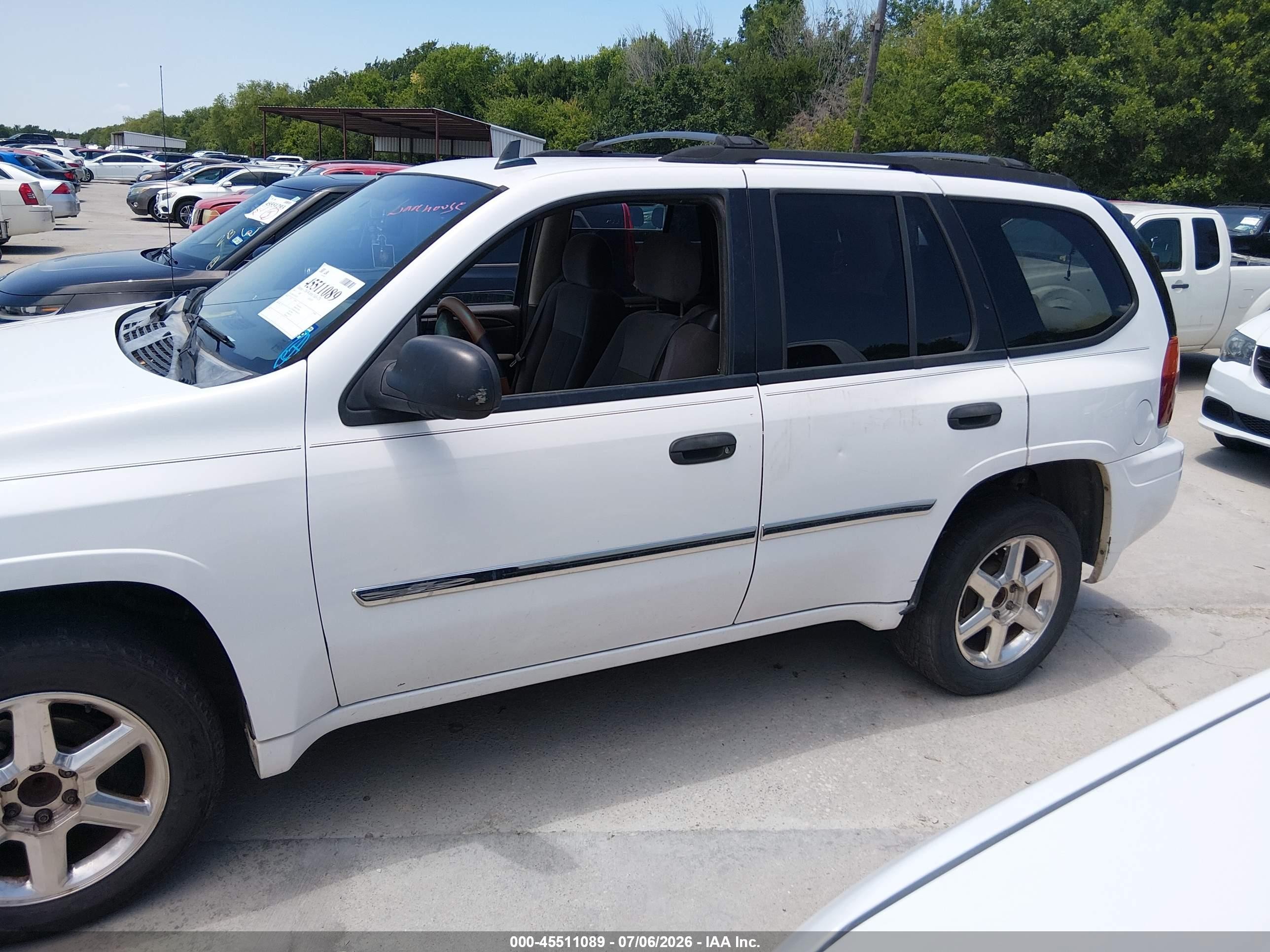 2007 Gmc Envoy Sle White vin: 1GKDS13S472152011
