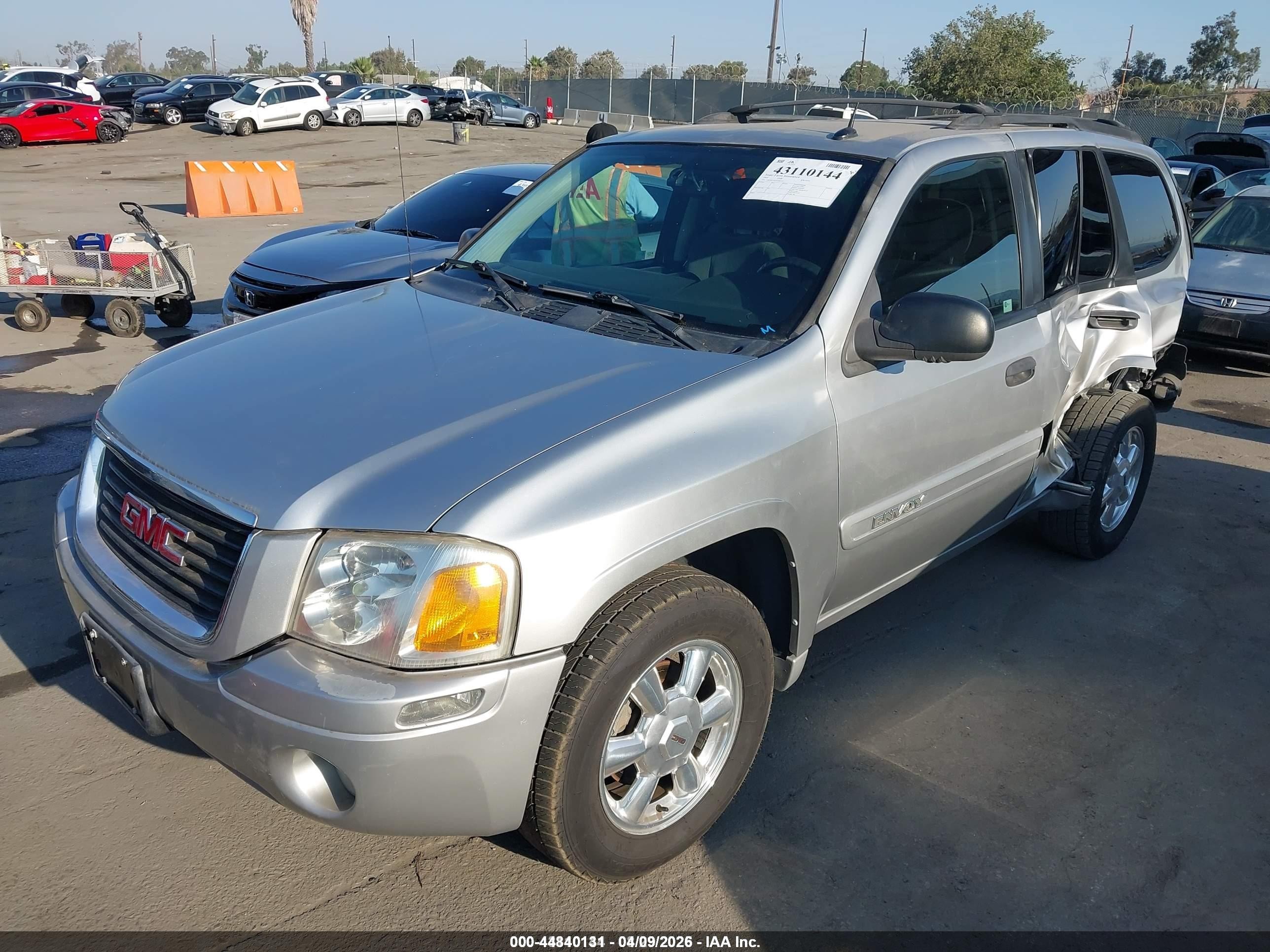 2005 Gmc Envoy Sle Серебряный vin: 1GKDS13S652146370