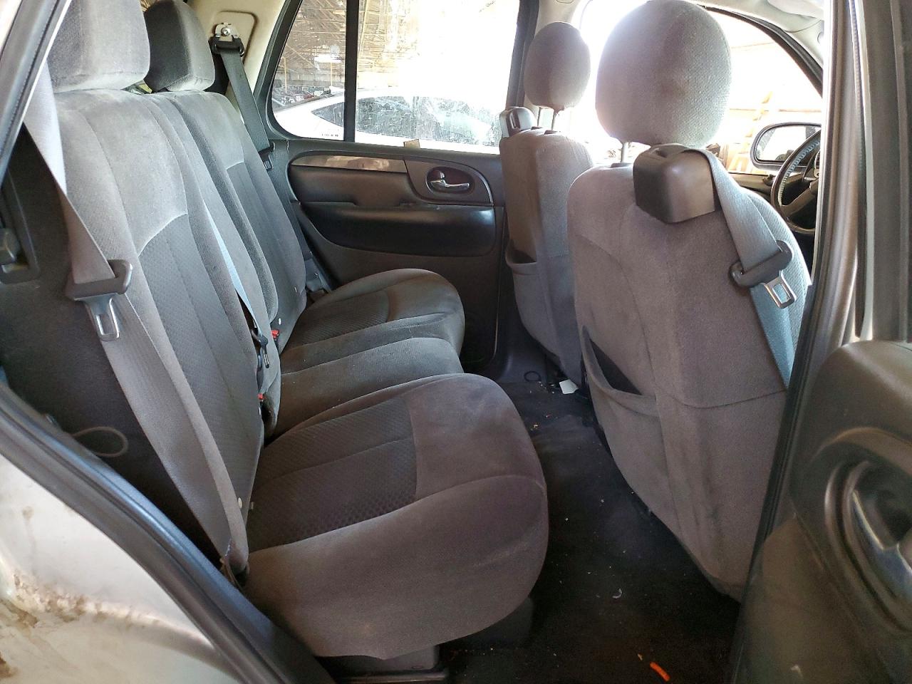 2008 Gmc Envoy Silver vin: 1GKDS13S882207593