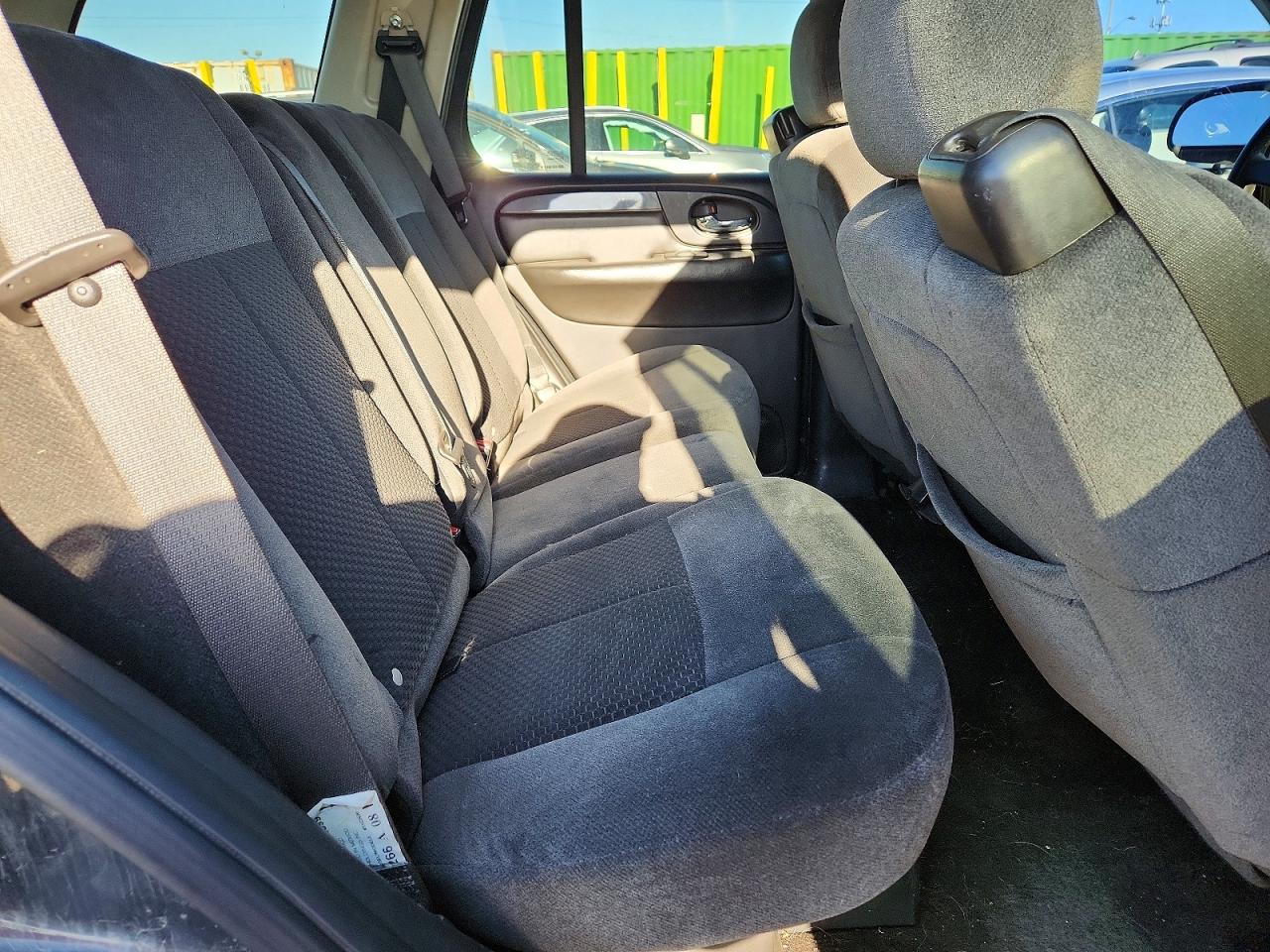 2009 Gmc Envoy Sle Black vin: 1GKDS33S092114225