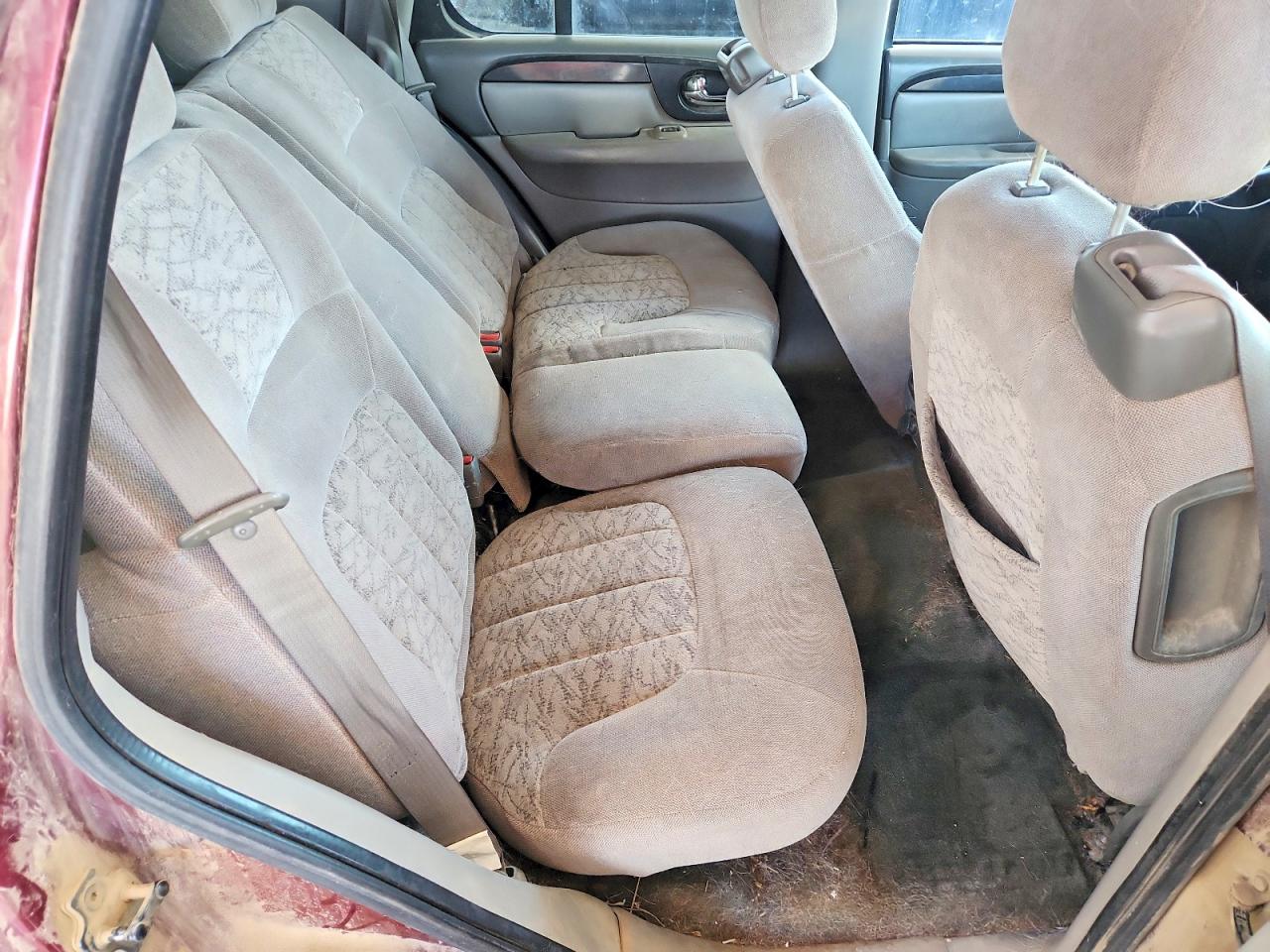2004 Gmc Envoy Burgundy vin: 1GKDT13S042117619