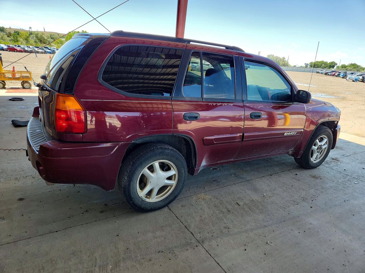 2004 Gmc Envoy Burgundy vin: 1GKDT13S042117619