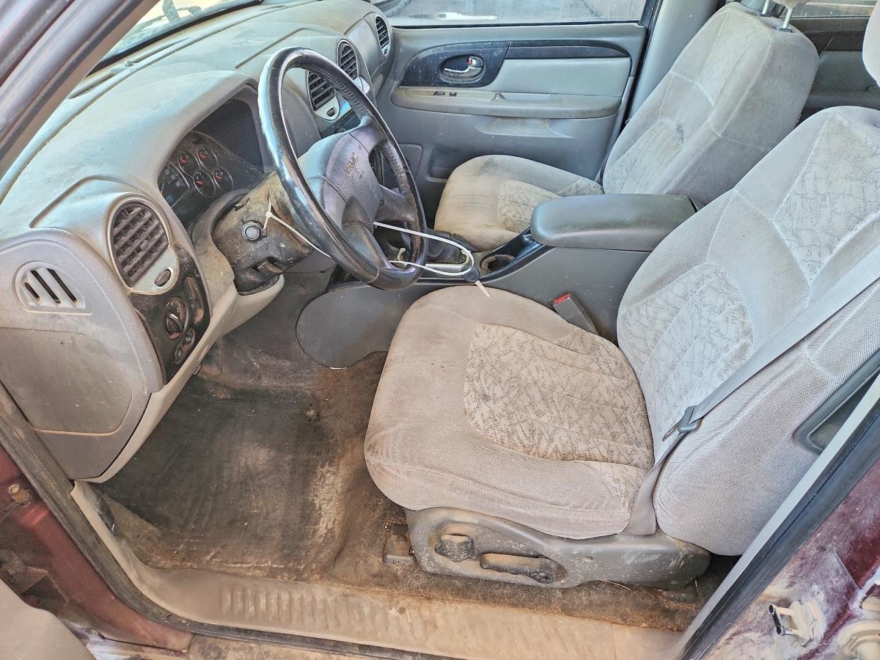 2004 Gmc Envoy Burgundy vin: 1GKDT13S042117619