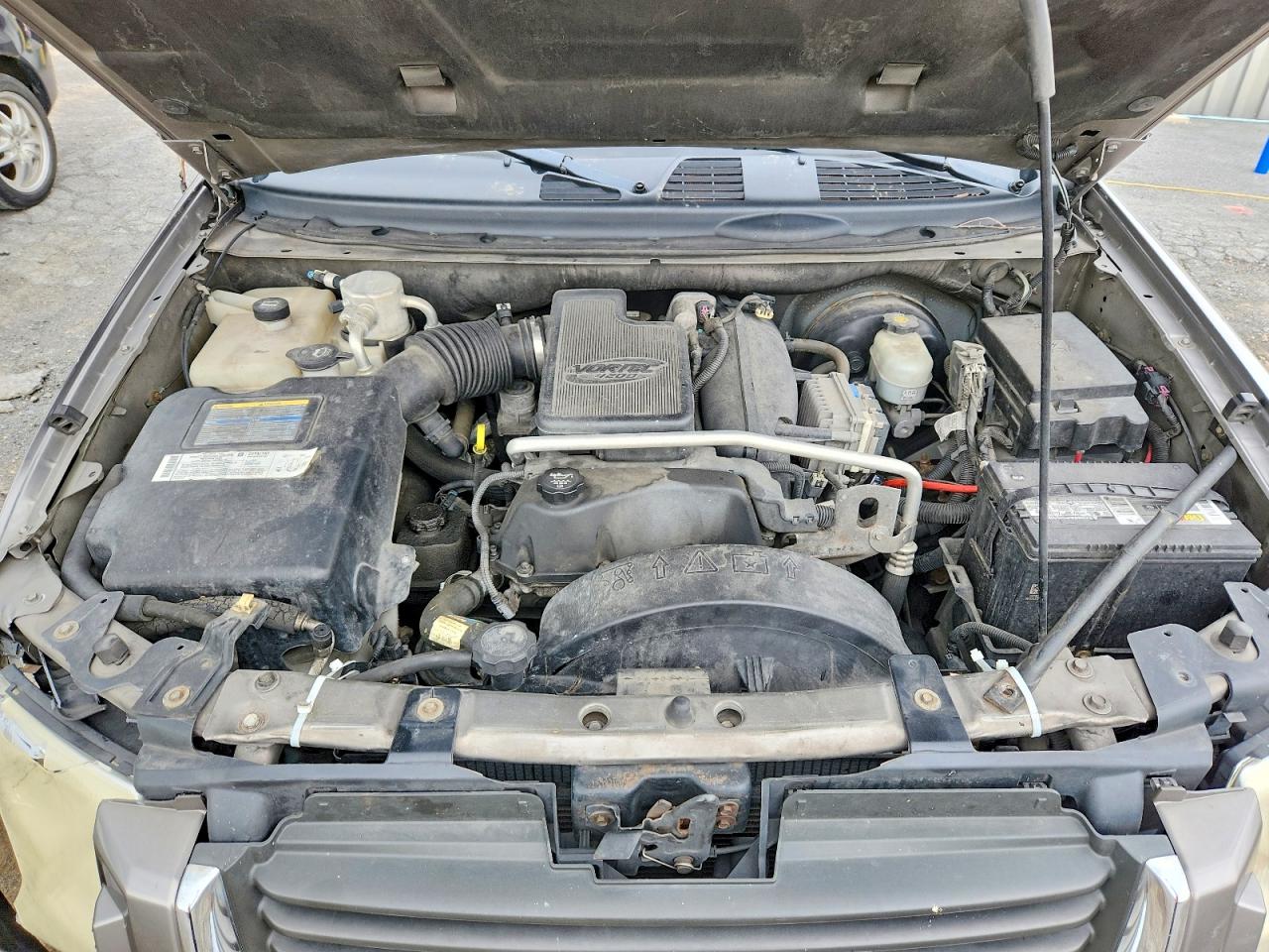 2005 Gmc Envoy Tan vin: 1GKDT13S052308832