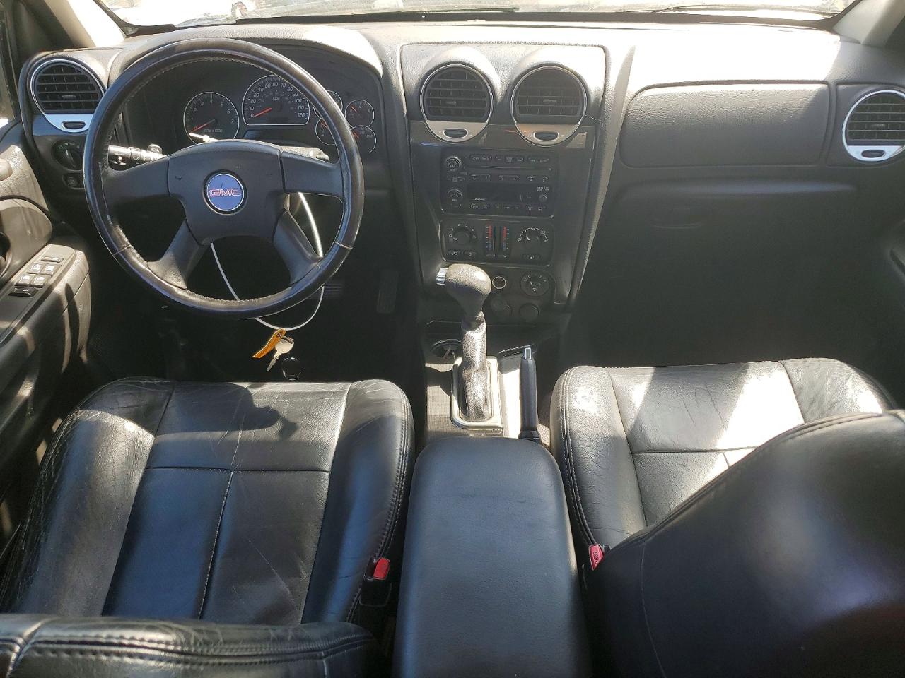 2005 Gmc Envoy Silver vin: 1GKDT13S052363717