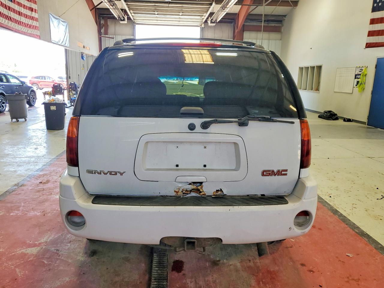 2006 Gmc Envoy White vin: 1GKDT13S062229565
