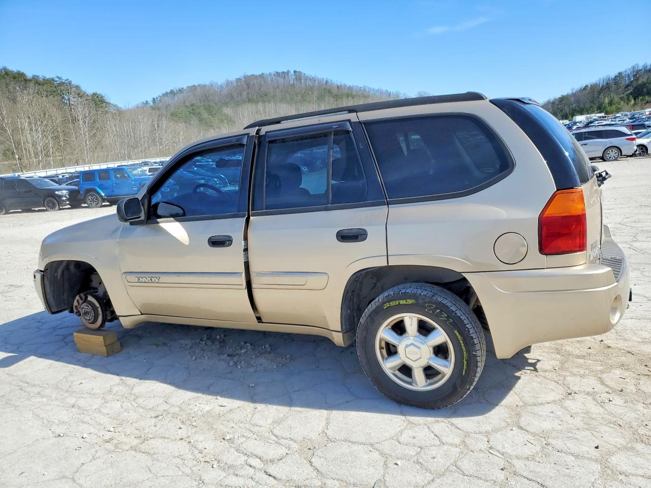 2004 Gmc Envoy Бежевый vin: 1GKDT13S142235999