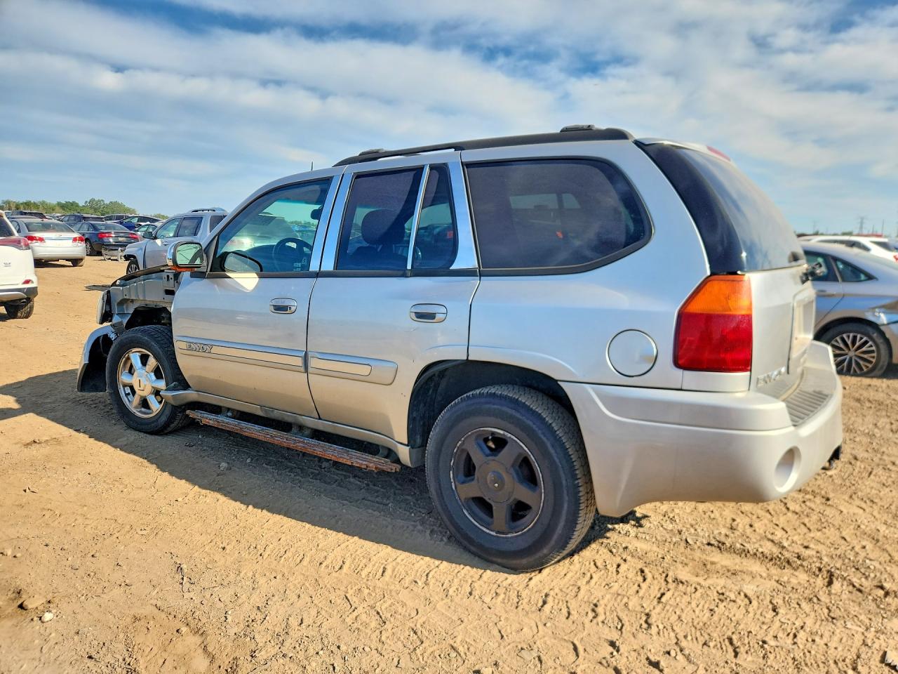 2005 Gmc Envoy Silver vin: 1GKDT13S152248740