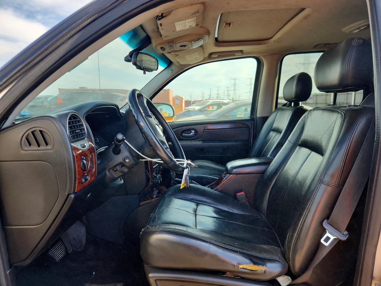 2005 Gmc Envoy Silver vin: 1GKDT13S152248740