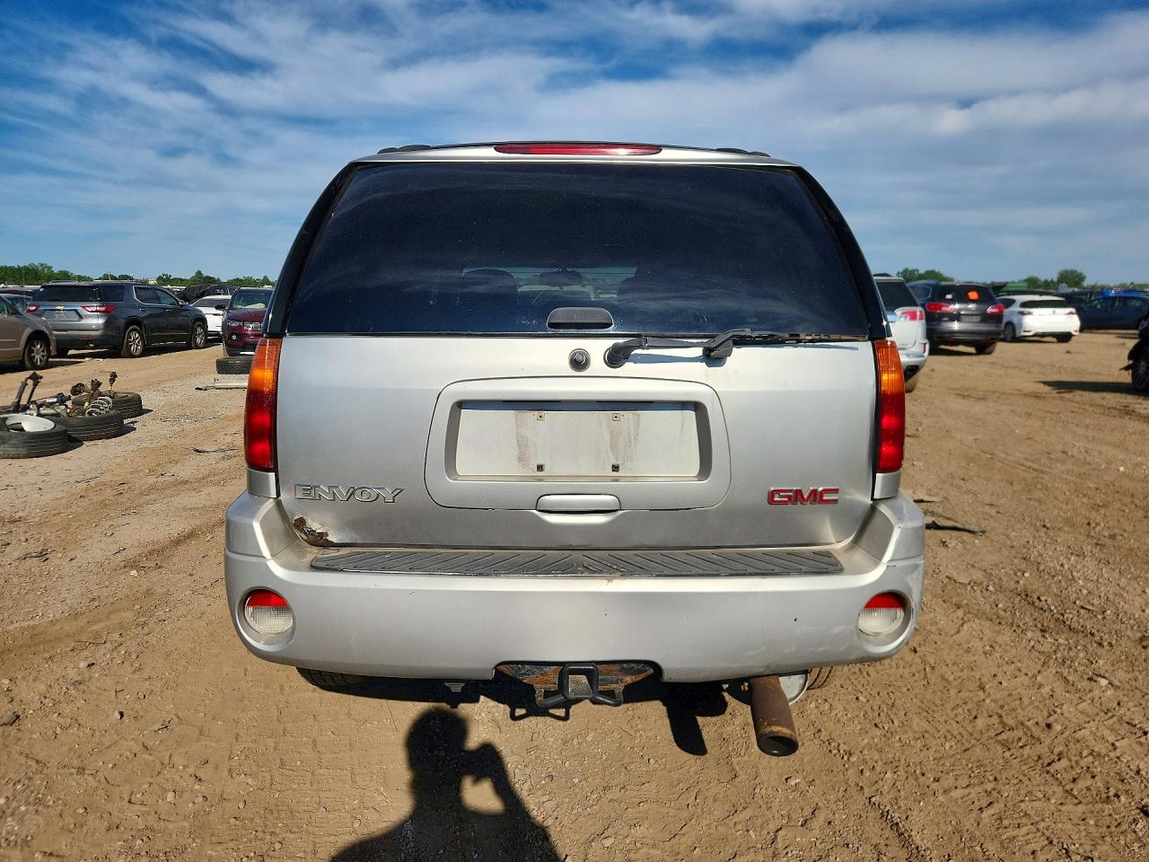 2005 Gmc Envoy Silver vin: 1GKDT13S152248740