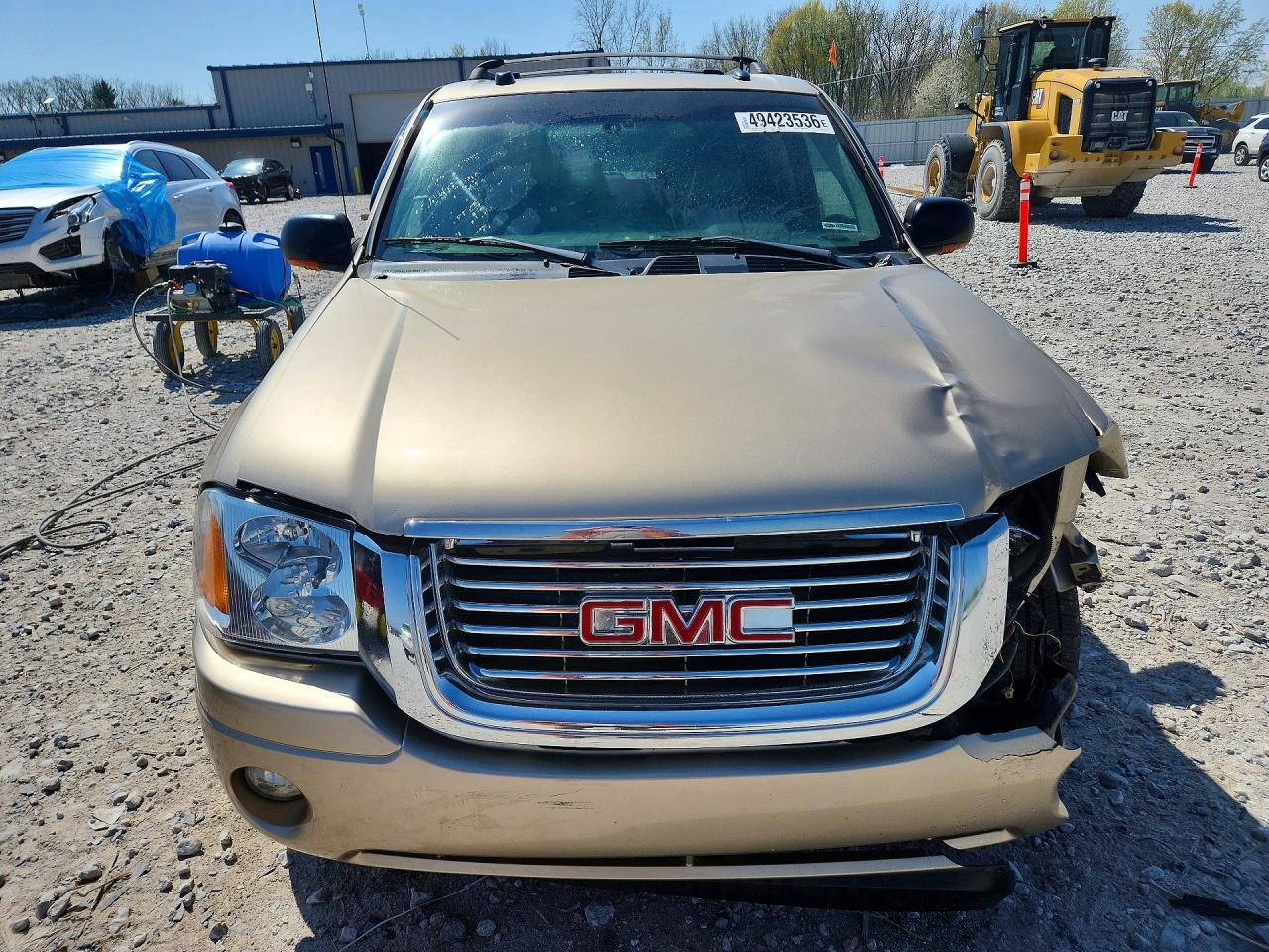 2005 Gmc Envoy Gold vin: 1GKDT13S152257650