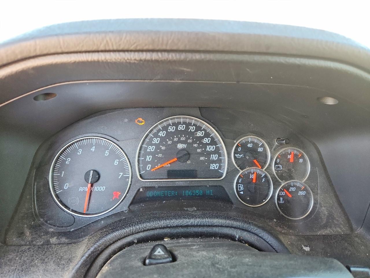 2005 Gmc Envoy Gold vin: 1GKDT13S152257650