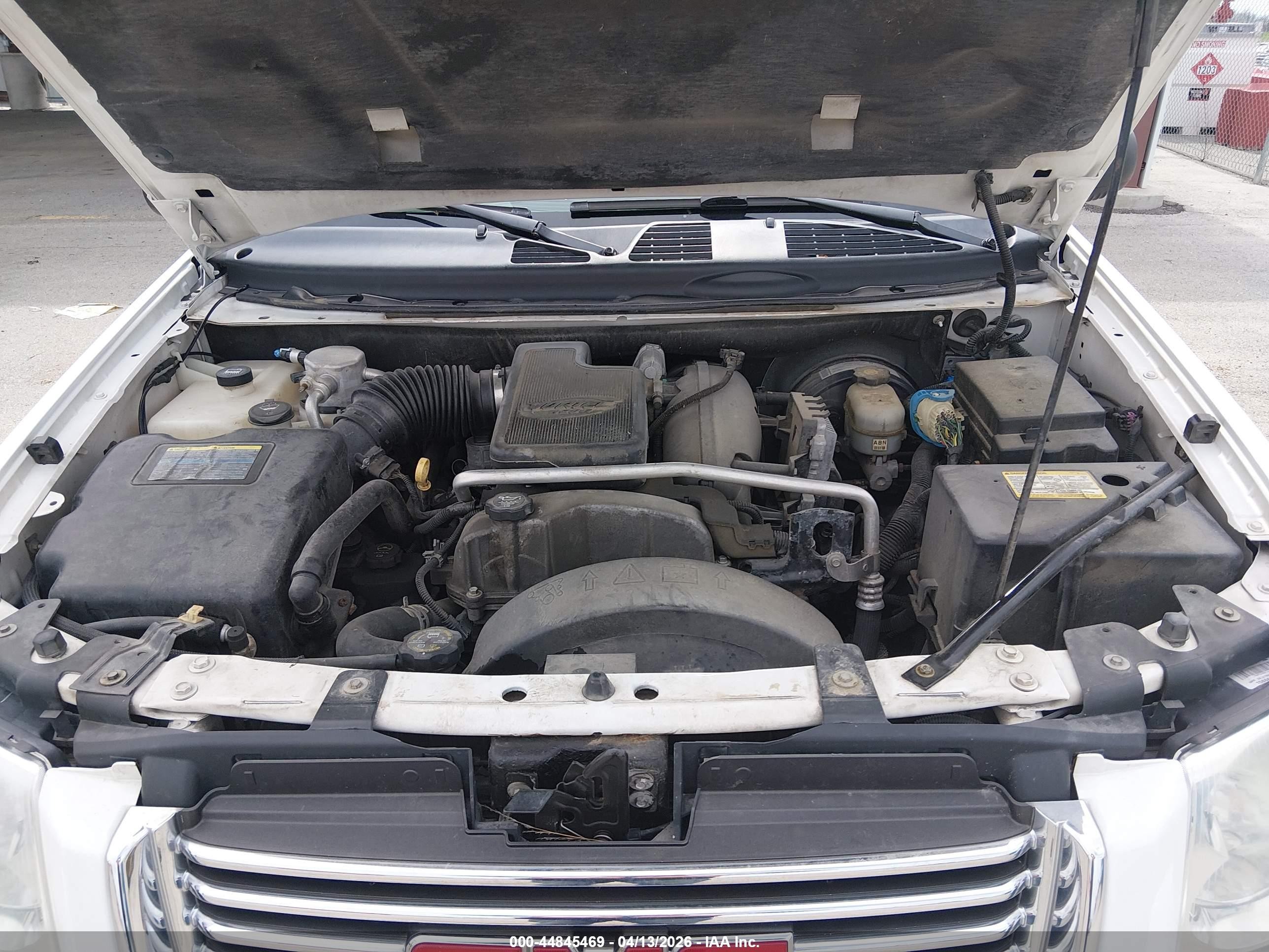 2008 Gmc Envoy Sle White vin: 1GKDT13S182132717